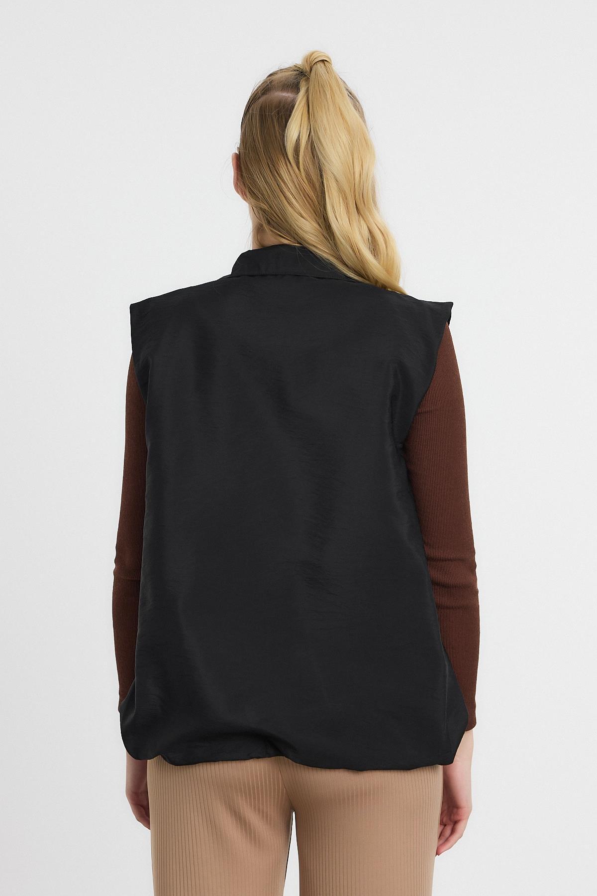 4523A Yan Cepli Sıfır Kol Yelek Siyah - 5