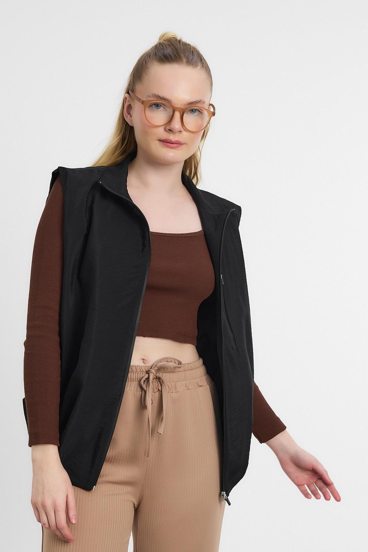 4523A Yan Cepli Sıfır Kol Yelek Siyah - 8