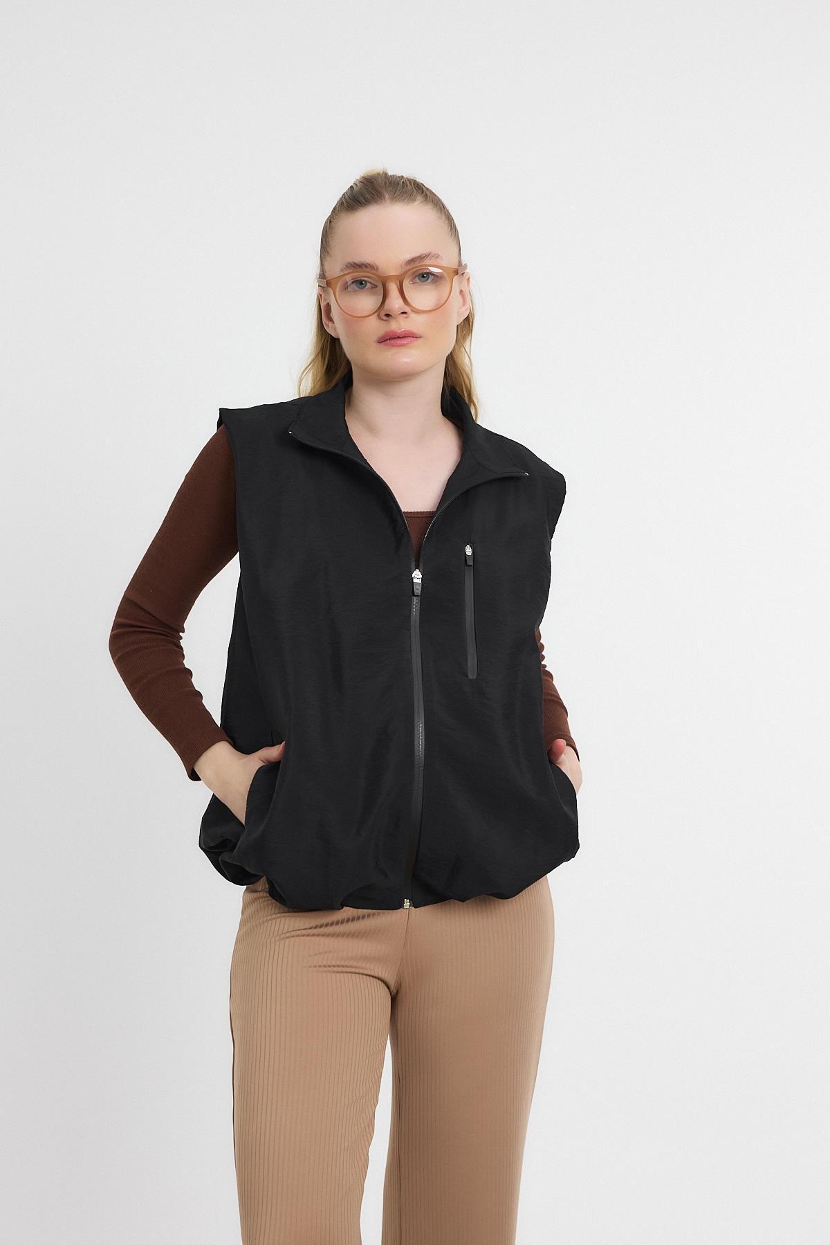 4523A Yan Cepli Sıfır Kol Yelek Siyah - RAYS