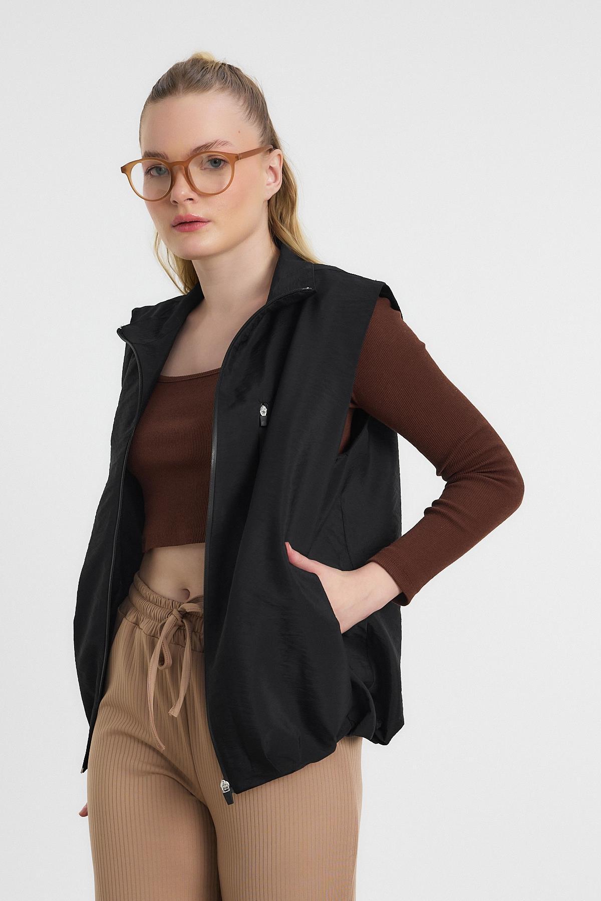 Siyah Yan Cepli Sıfır Kol Yelek 4523A - 2