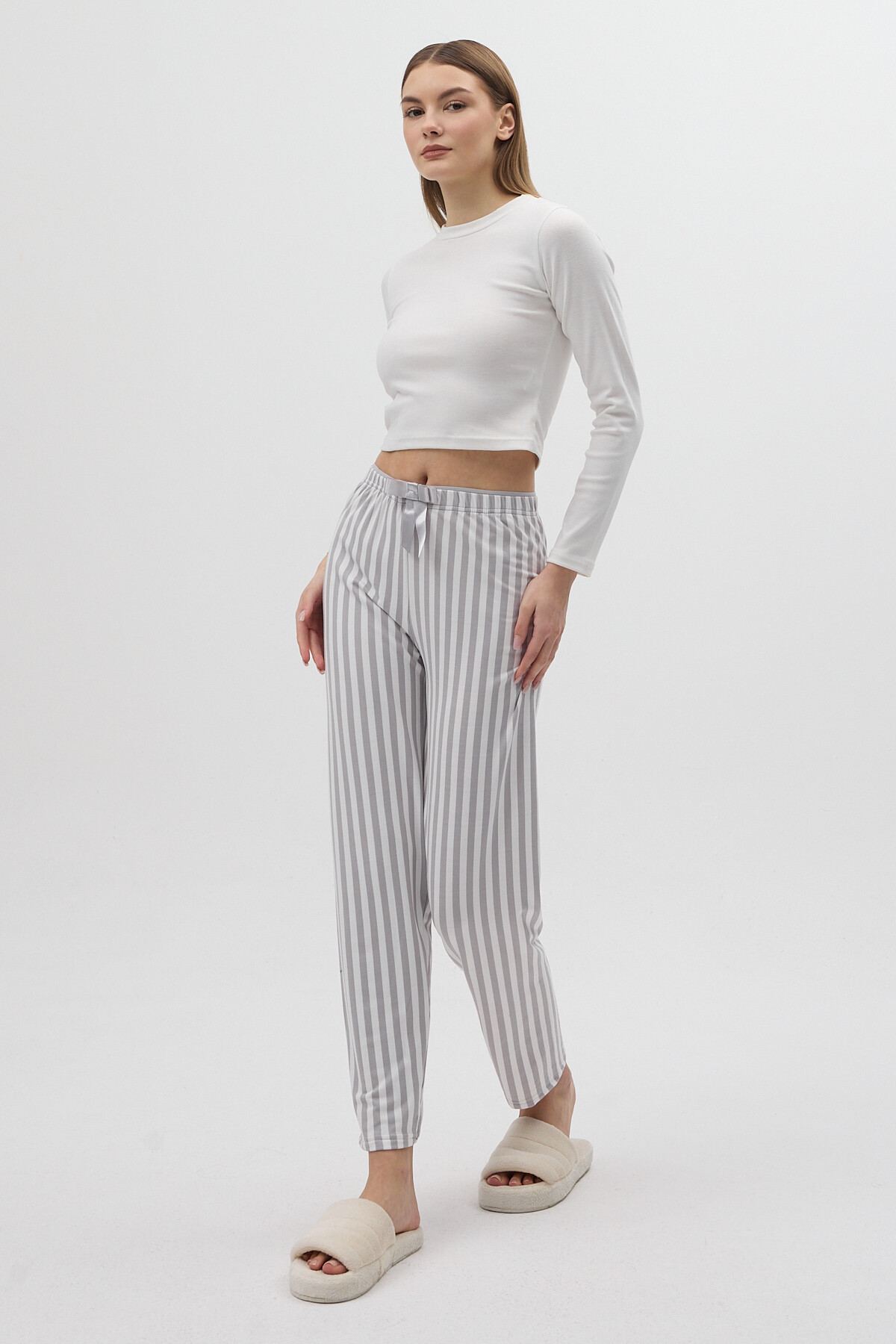 Gri Çizgili Bel Bağlamalı İpli Kadın Pijama Altı 4527 - 6