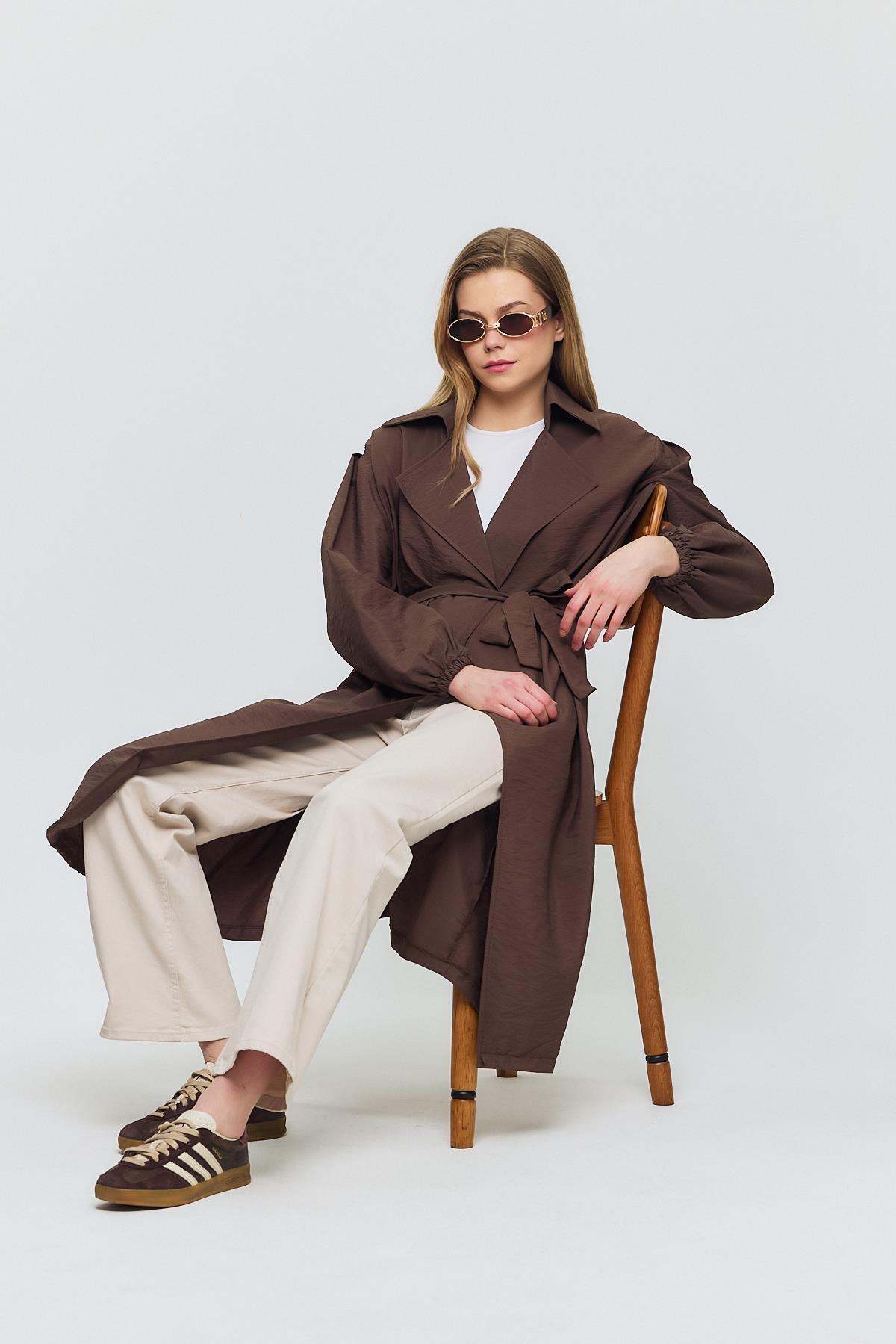4579A Kuşaklı Kol Lastikli Trençkot Kahve - 1