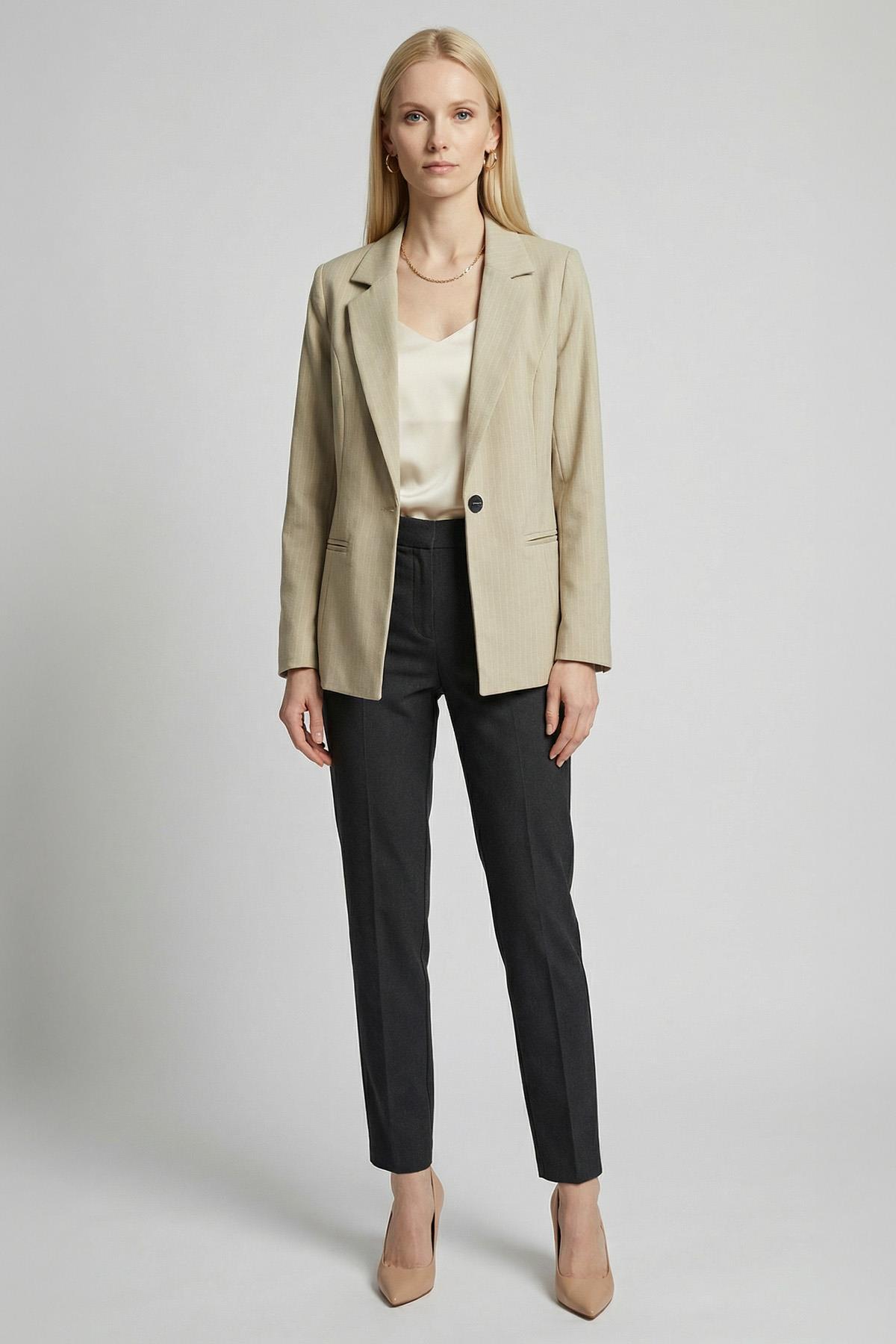 Bej Çizgili Klasik Yaka Ceket 4594A 