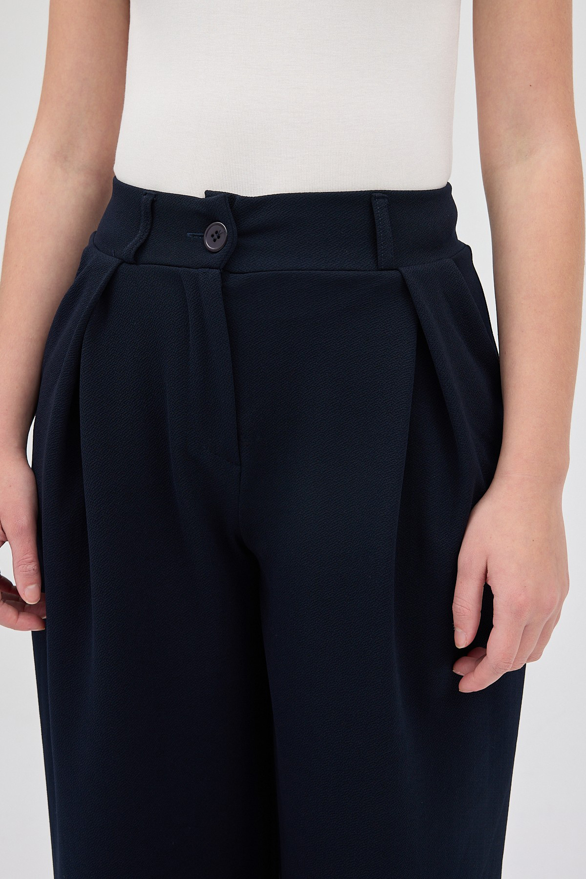 Laci Tek Düğmeli Pensli Kadın Pantolon 5011 - RAYS