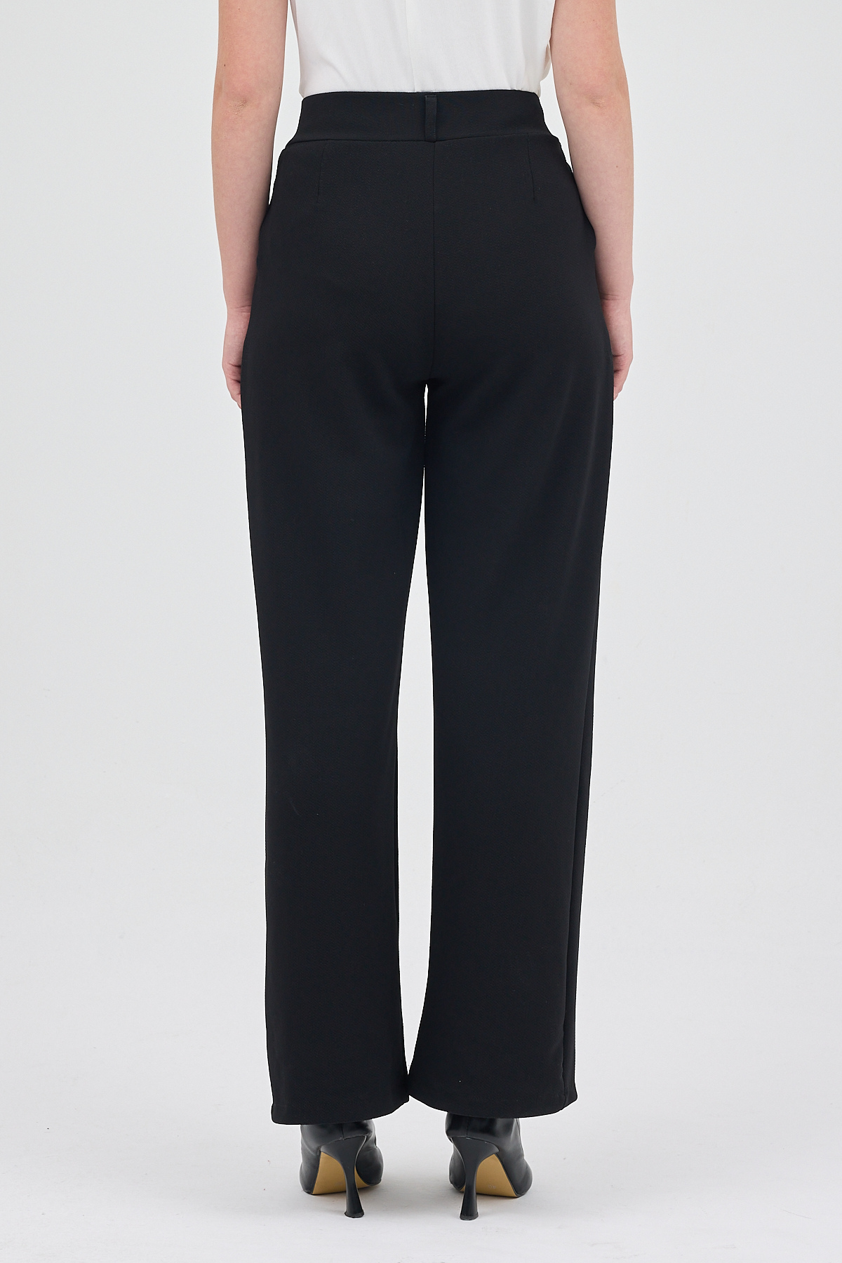 Siyah Tek Düğmeli Pensli Kadın Pantolon 5011 - 5