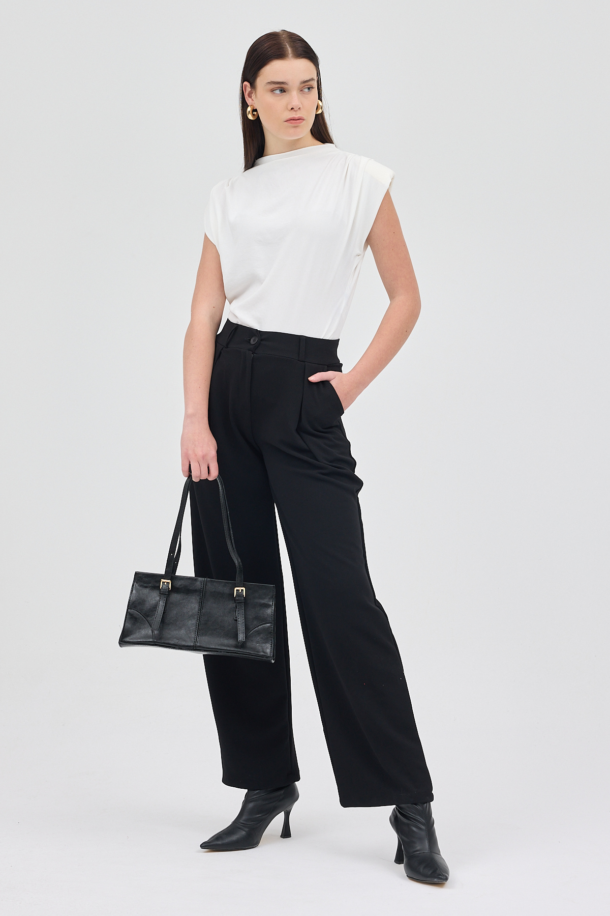 Siyah Tek Düğmeli Pensli Kadın Pantolon 5011 - 8