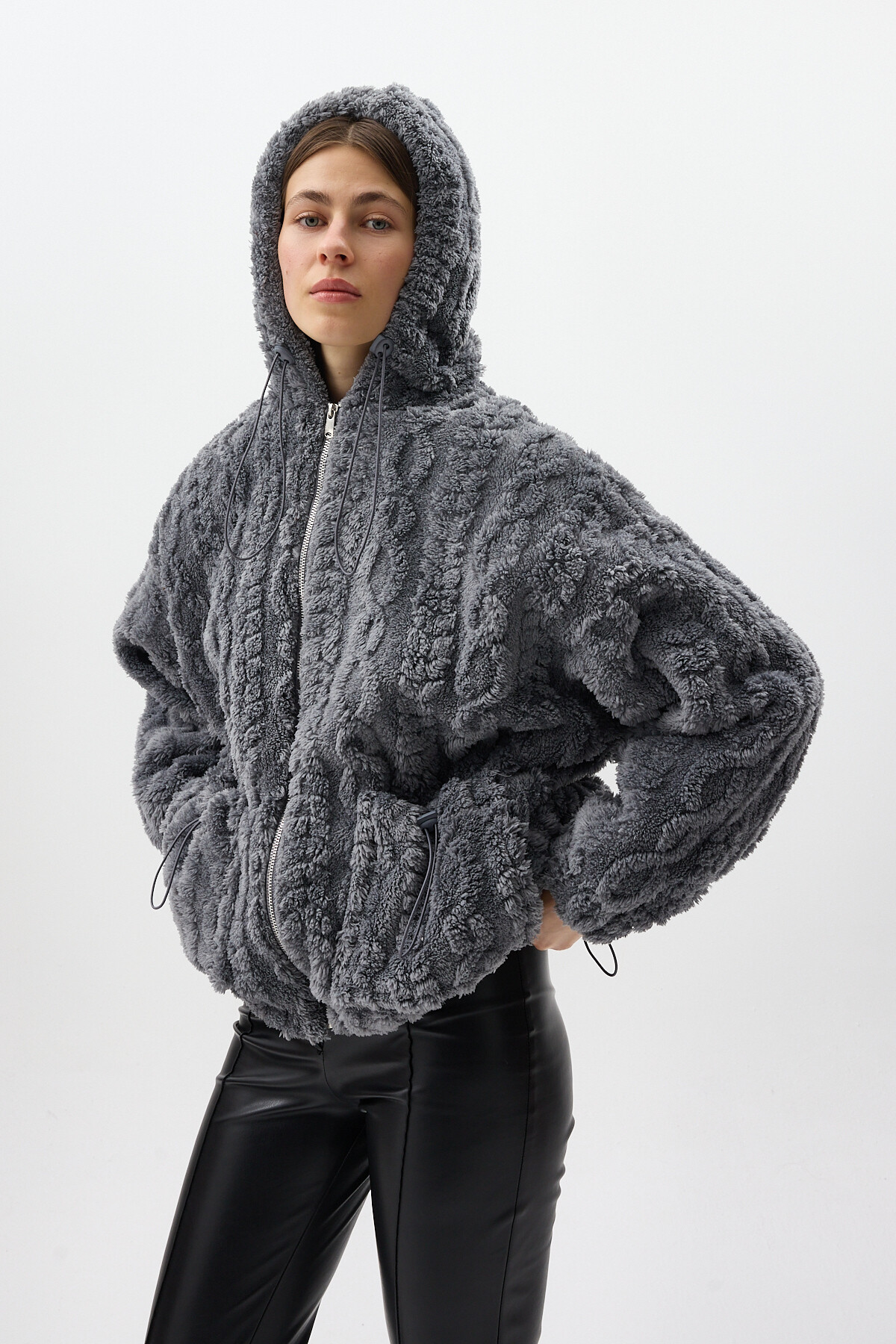 Antrasit Fermuarlı Cepli Kapüşonlu Peluş Kadın Hırka Ceket 5061 