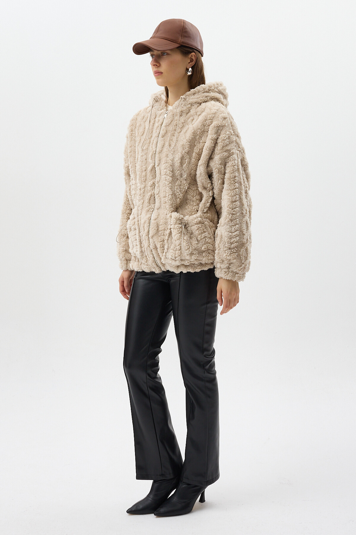 Ekru Fermuarlı Cepli Kapüşonlu Peluş Kadın Hırka Ceket 5061 - RAYS