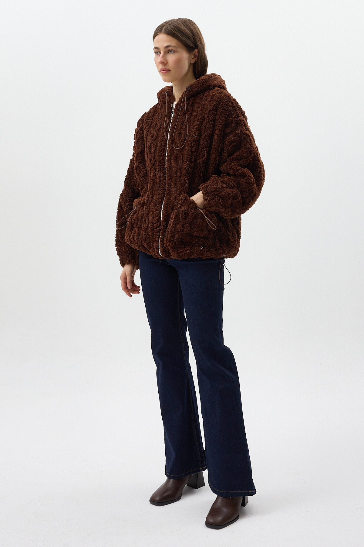 Kahverengi Fermuarlı Cepli Kapüşonlu Peluş Kadın Hırka Ceket 5061 - RAYS (1)