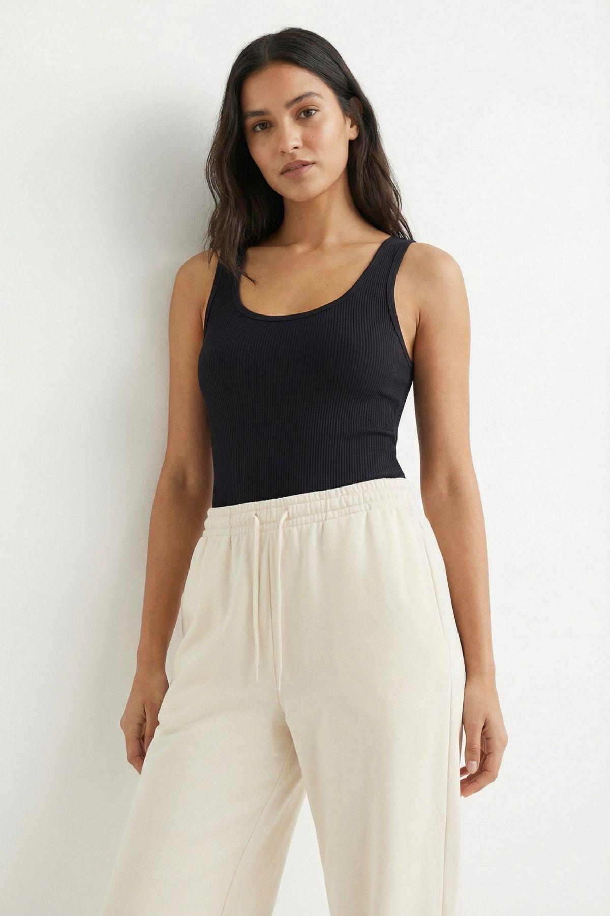 5068 Kalın Askılı U Yaka Atlet Siyah - 1