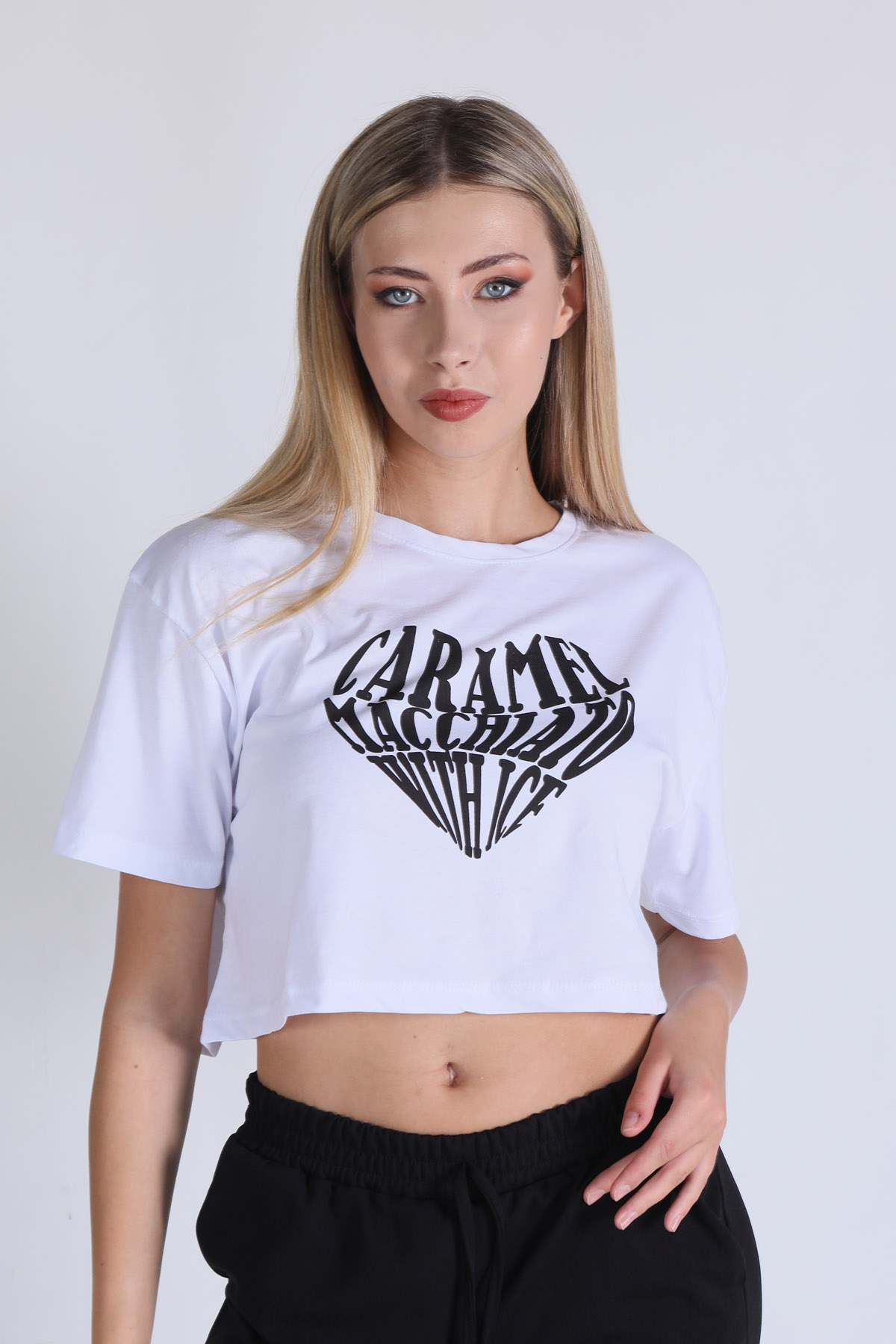 Beyaz Caramel Baskı Crop Tişört 5164 - 2