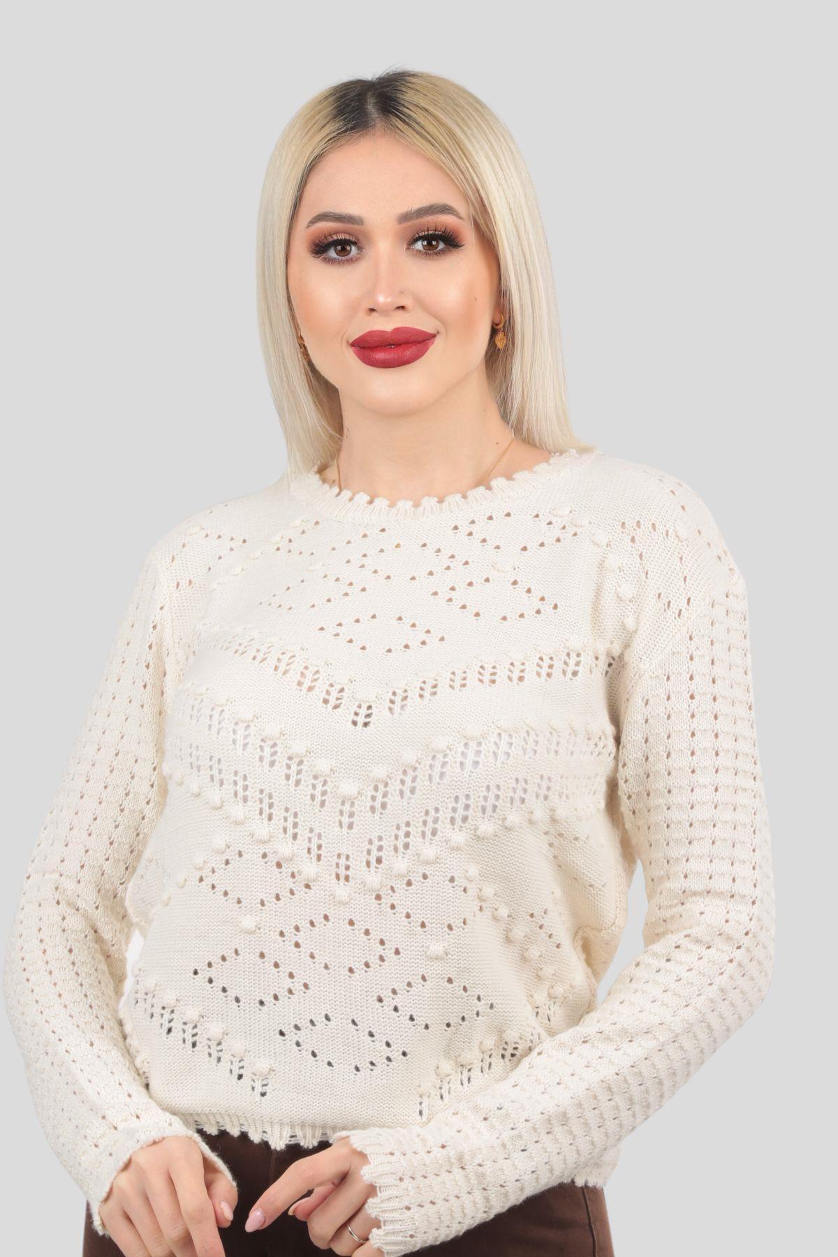 5164 Yaka Detay İşlemeli Kazak Bej - 3