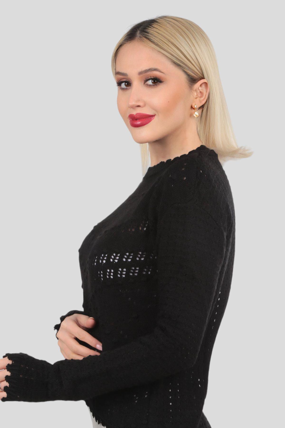 Siyah Yaka Detay İşlemeli Kazak 5164 - 2