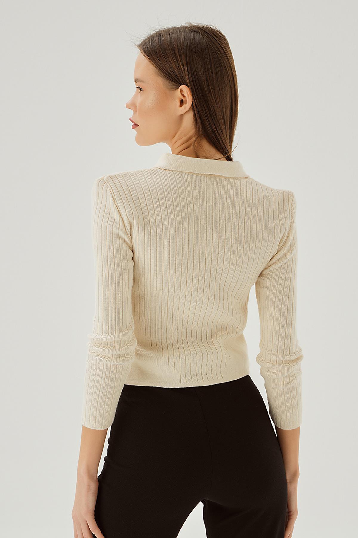 5272 Polo Yaka Fermuarlı Bluz Bej - 5