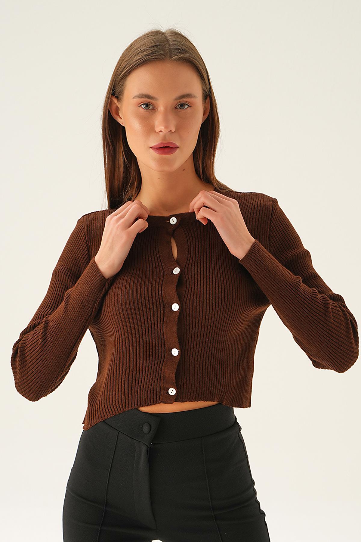 5278 Önü Düğmeli Bluz Acı Kahve - 1
