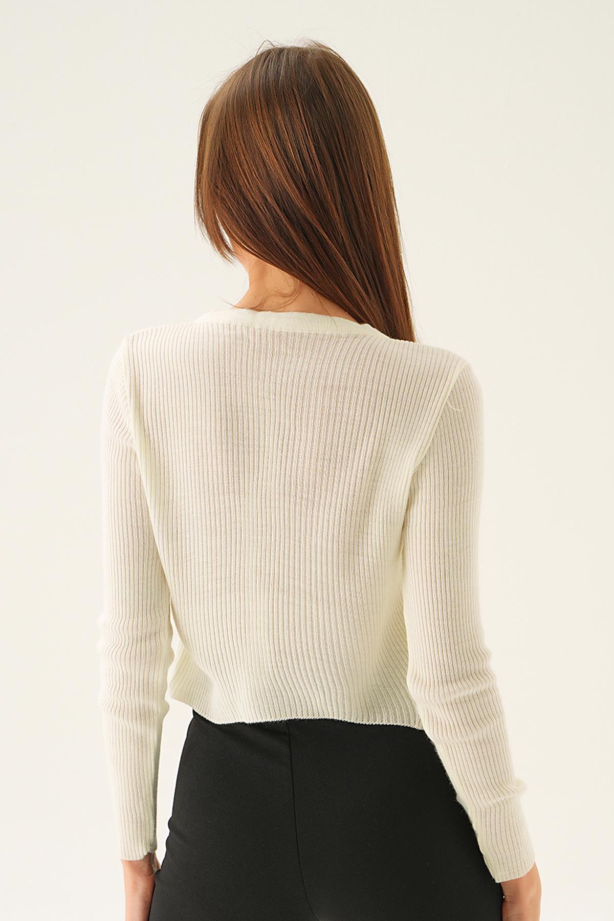 Kemik Önü Düğmeli Bluz 5278 - 4