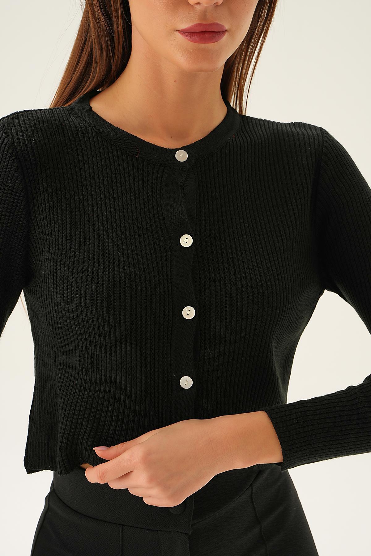 5278 Önü Düğmeli Bluz Siyah - 6