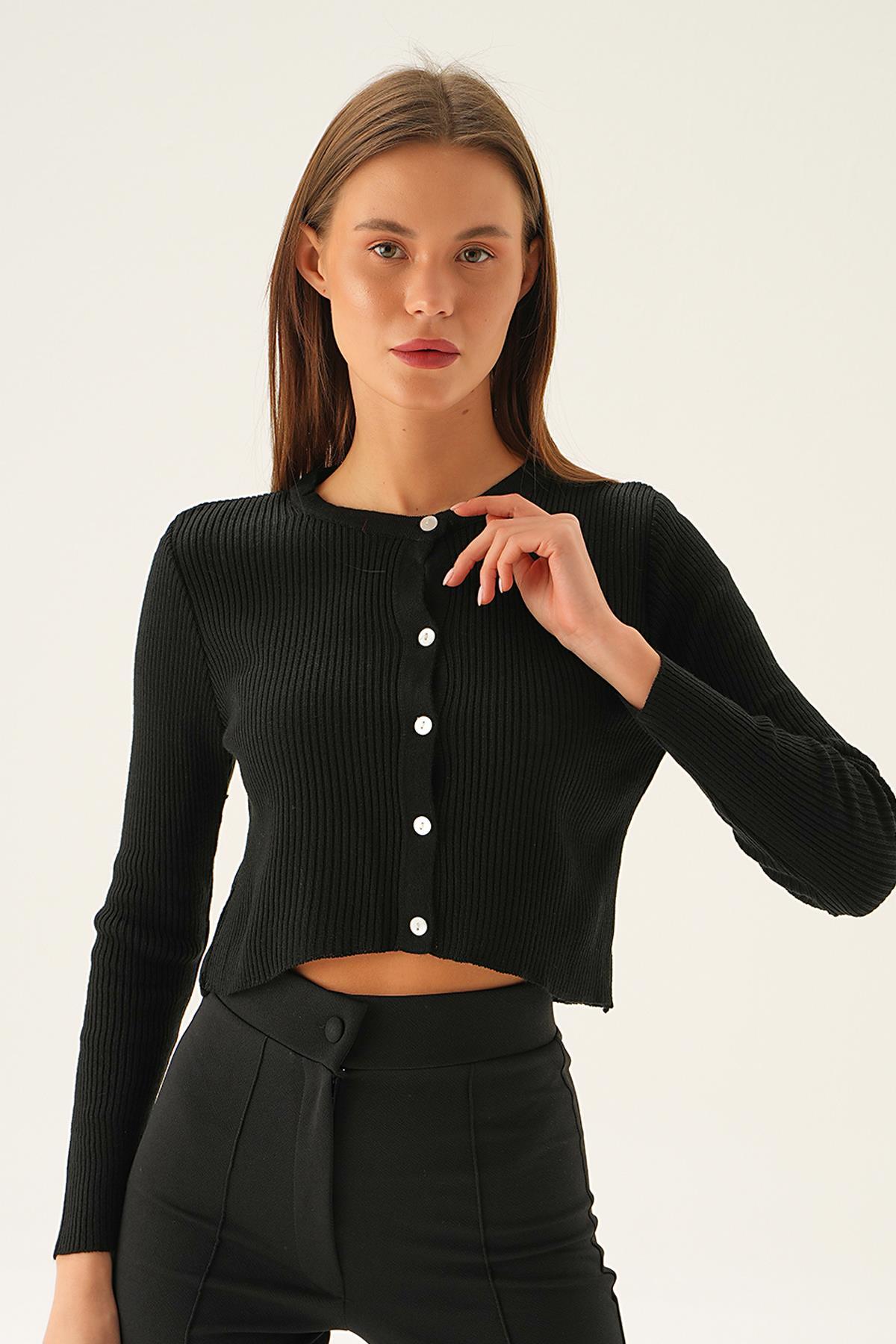 Siyah Önü Düğmeli Bluz 5278 - 4