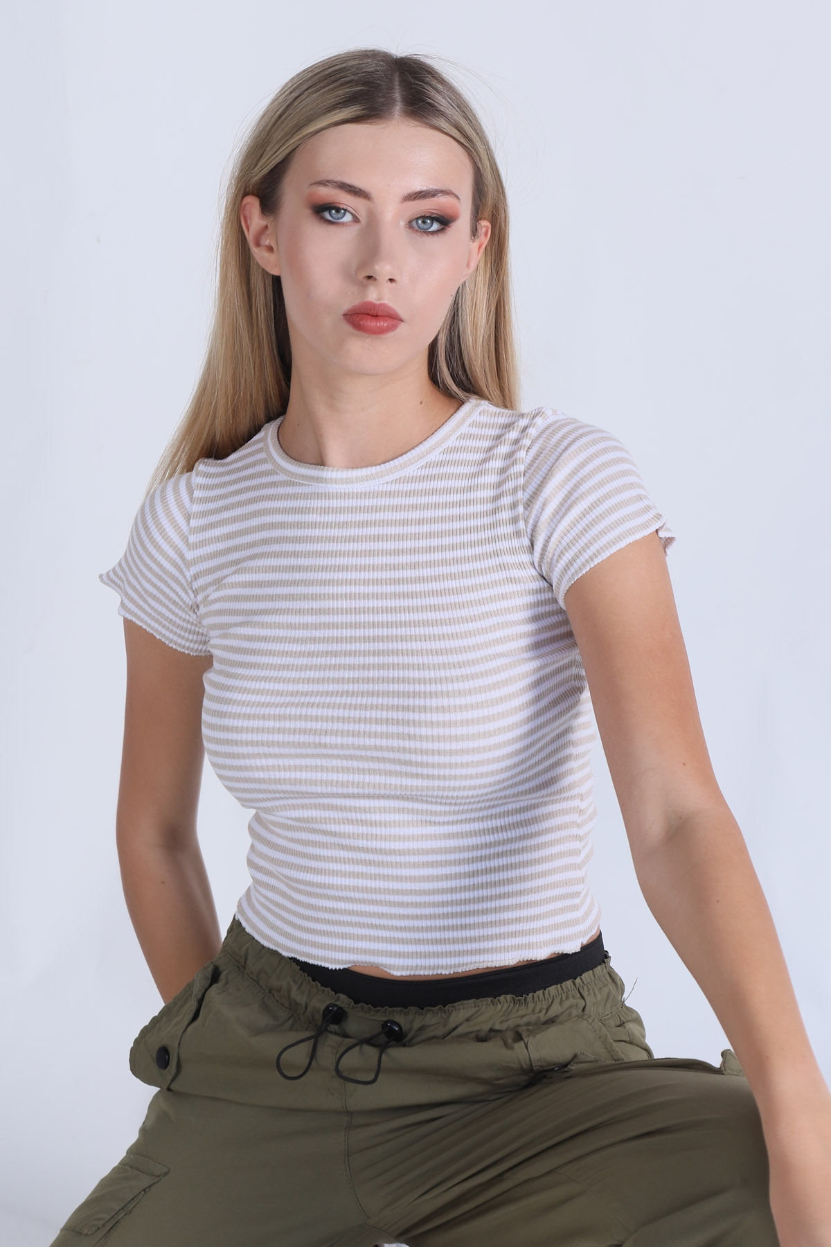 5285 Çizgili Crop Bluz Bisküvi - 3