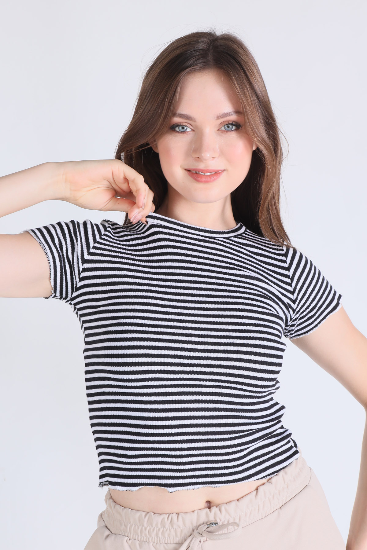 Siyah Çizgili Crop Bluz 5285 - 1