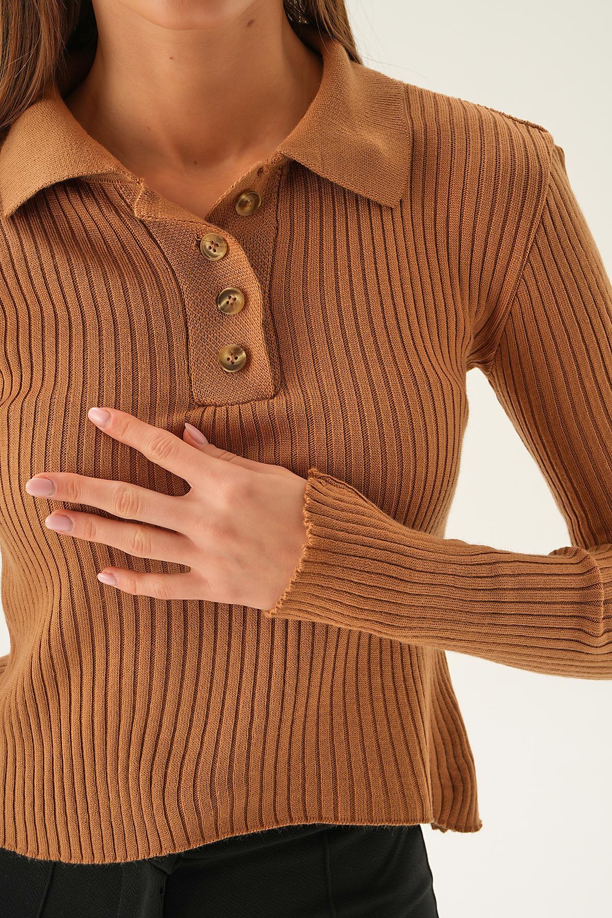 Karamel Polo Yaka Düğmeli Kazak 5287 - 5