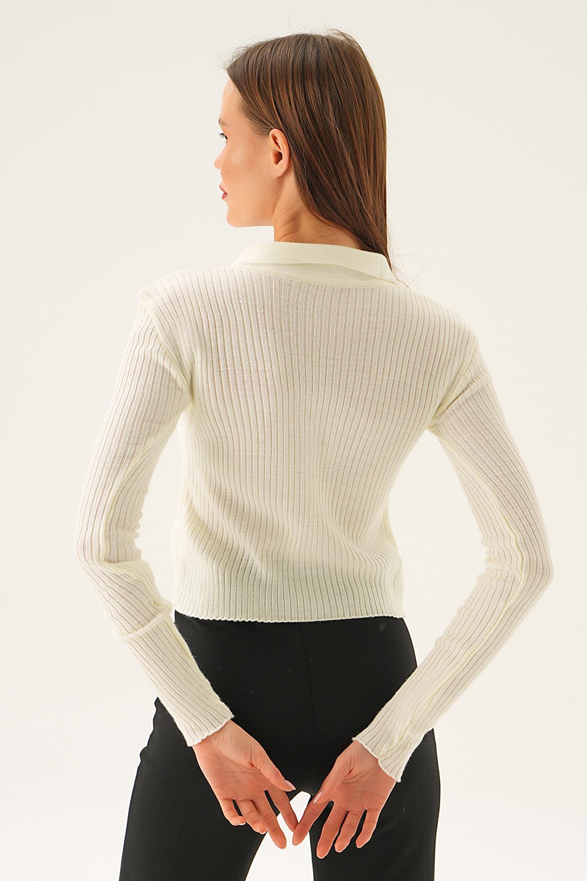 5287 Polo Yaka Düğmeli Bluz Kemik - 4