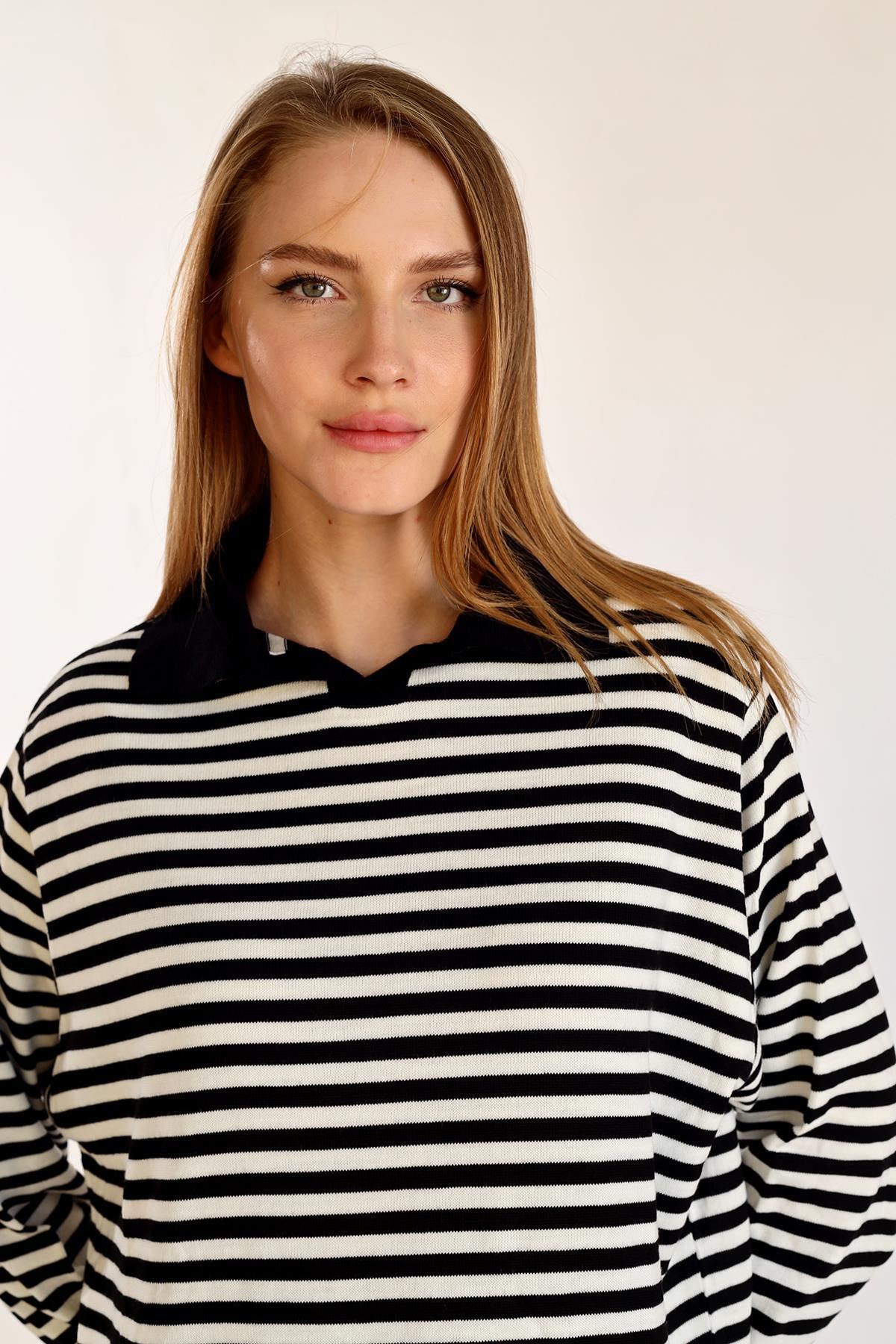 5345 İnce Çizgi Polo Yaka Tunik Siyah - RAYS