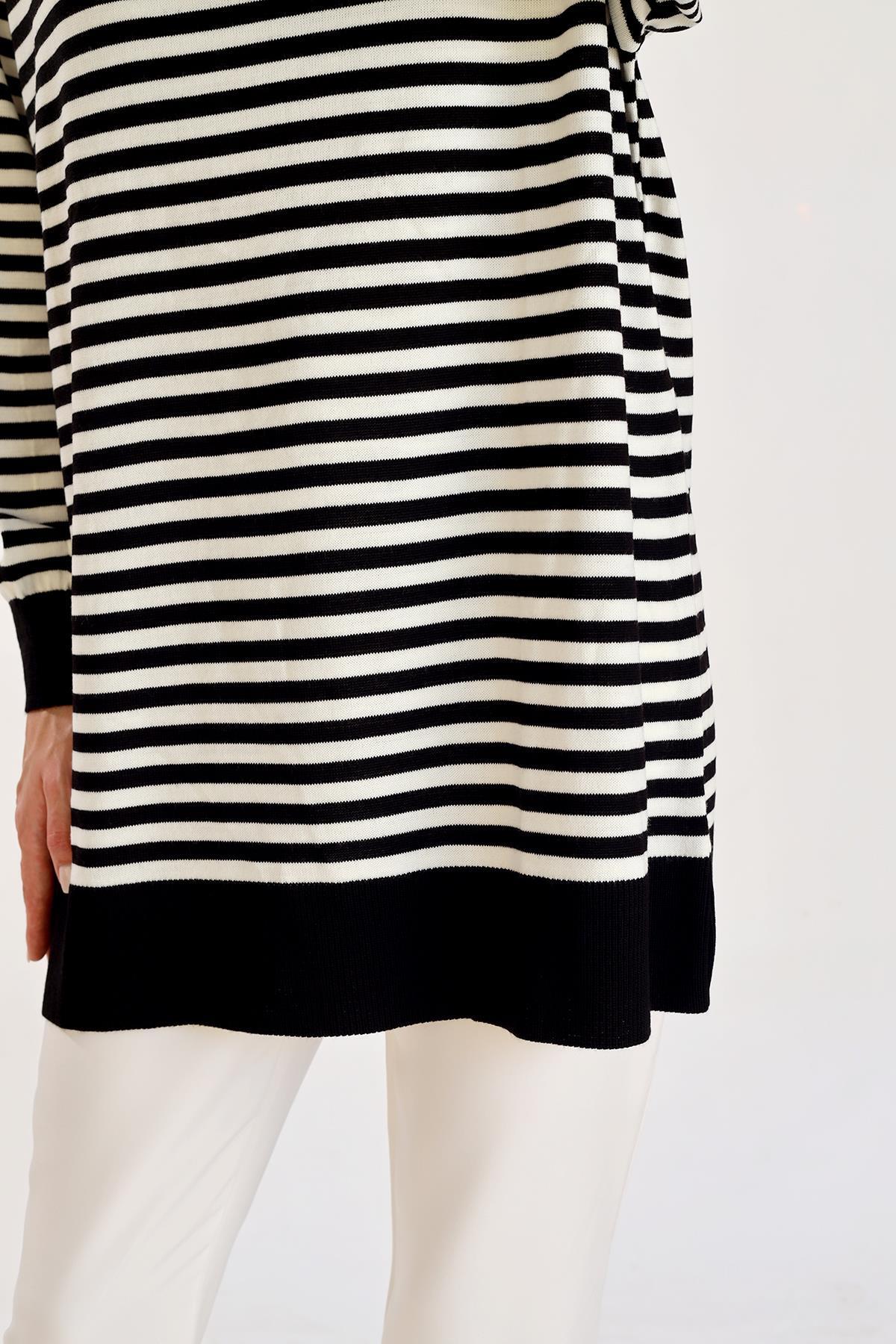 Siyah İnce Çizgi Polo Yaka Tunik 5345 - 6