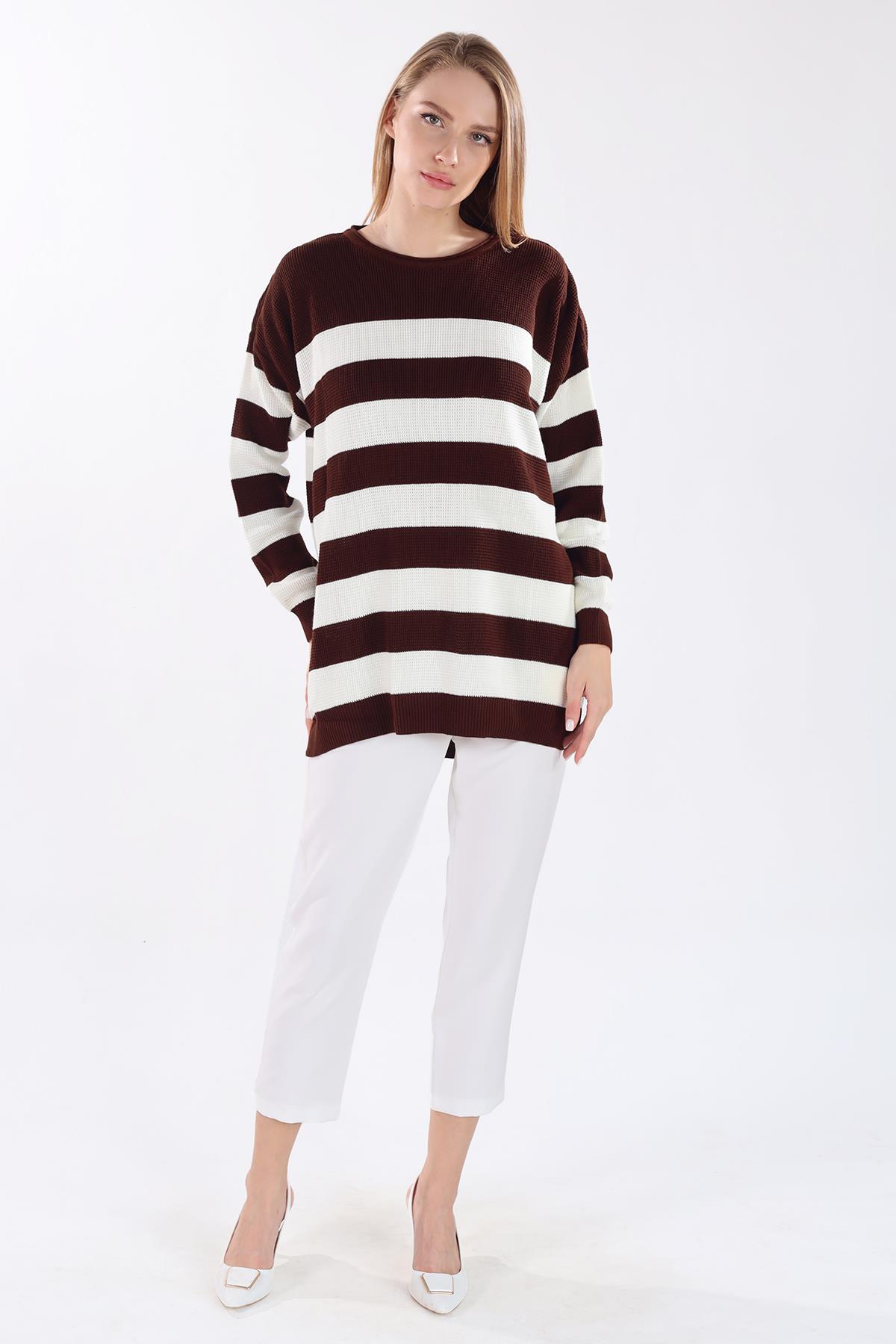 5380 Bisiklet Yaka Çizgili Tunik Acı Kahve - RAYS