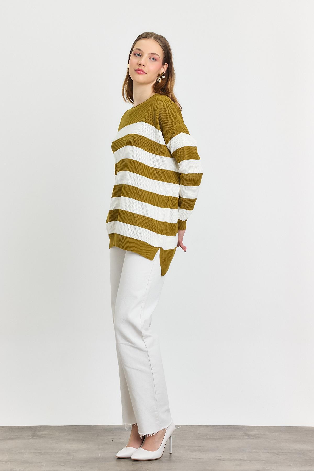 5380 Bisiklet Yaka Çizgili Kazak Yağ Yeşili - 2