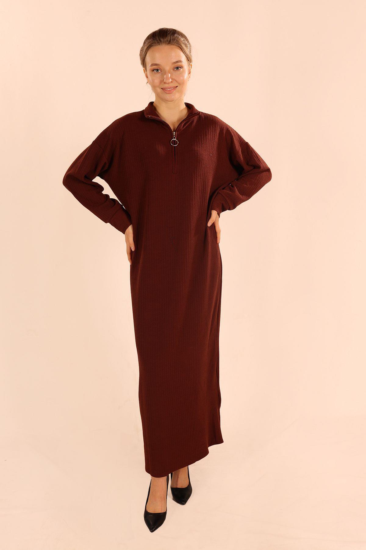 5470 Dik Yaka Fermuarlı Elbise Kahve - 3