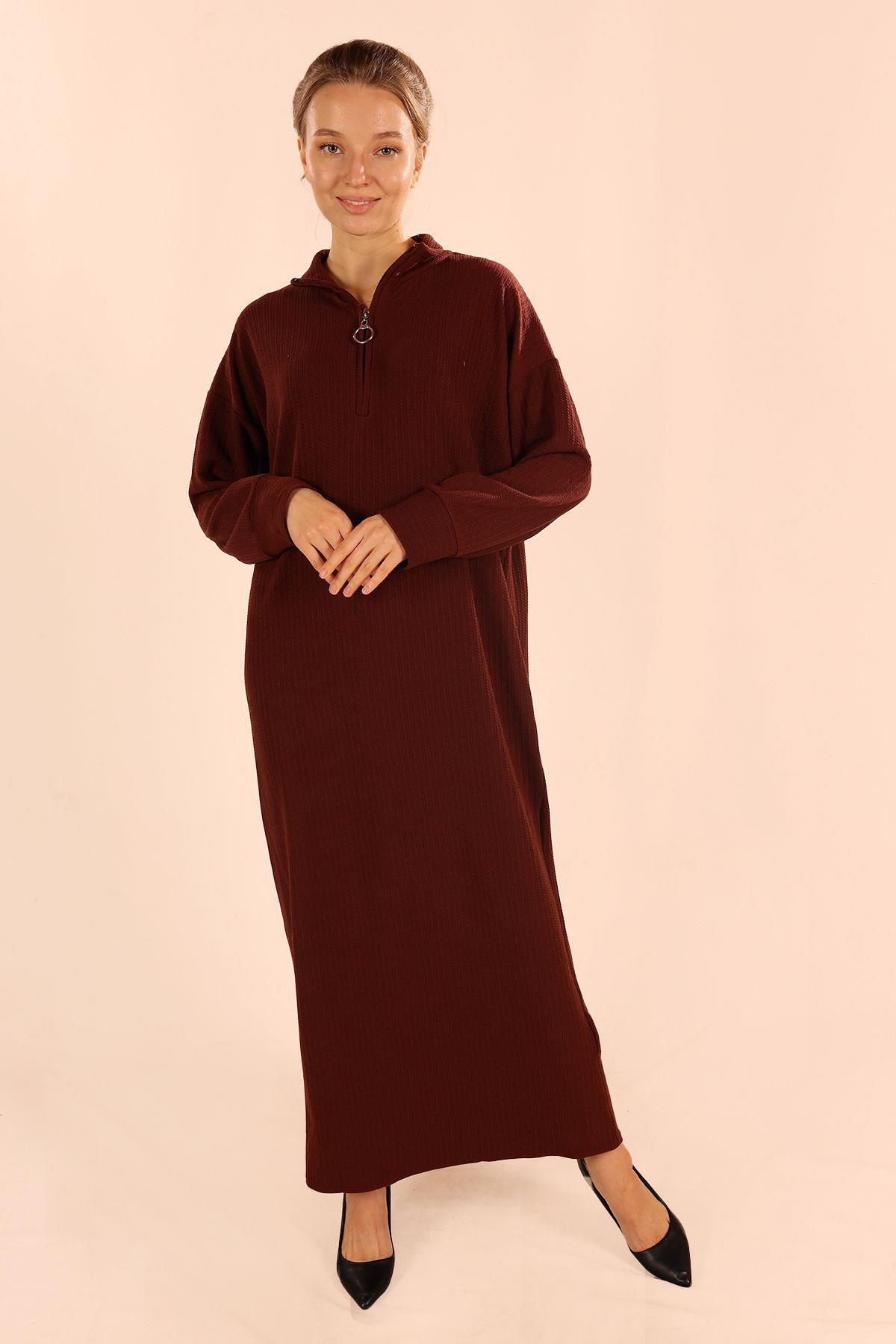 5470 Dik Yaka Fermuarlı Elbise Kahve - 4