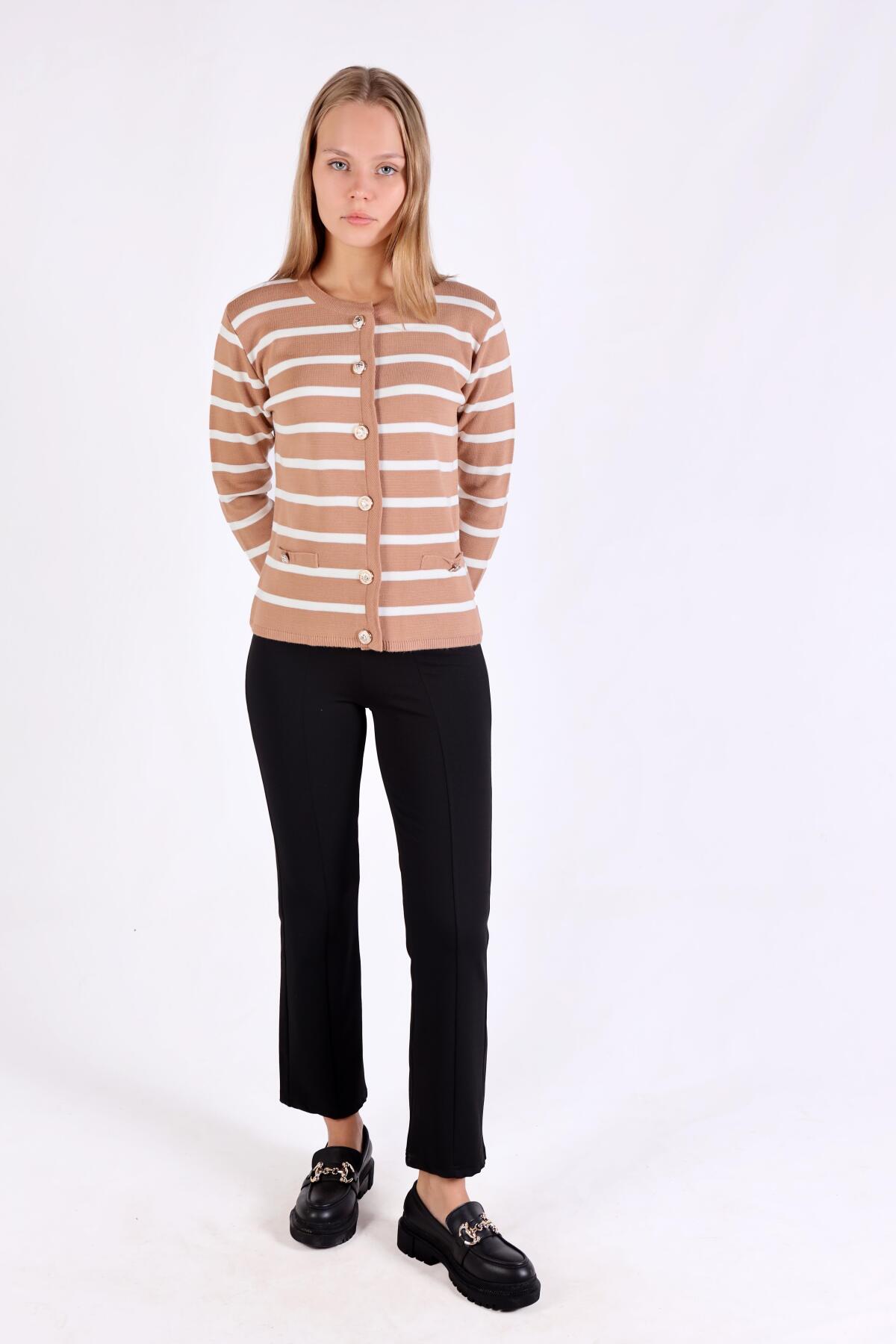 Camel Çizgili Kısa Düğme Detay Hırka 557 - 2