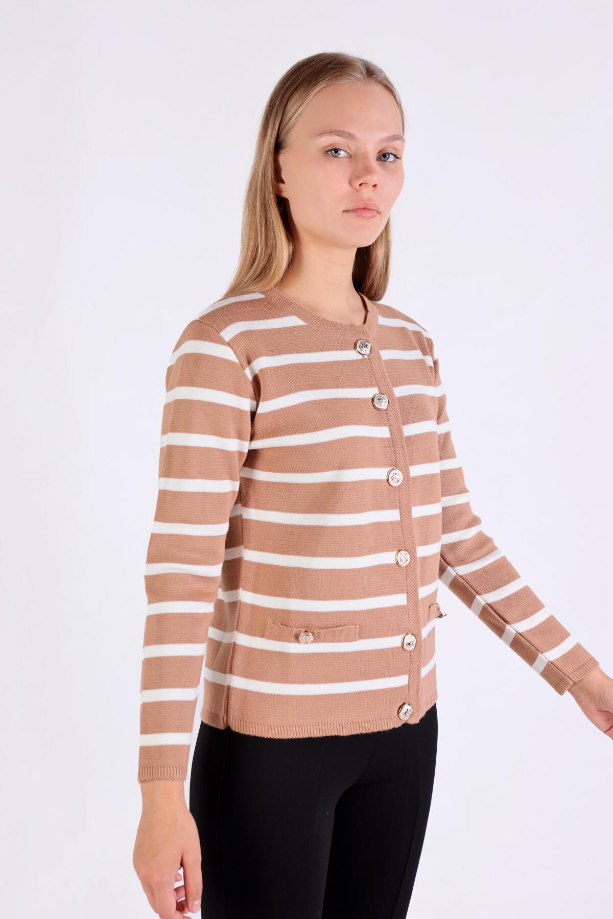 Camel Çizgili Kısa Düğme Detay Hırka 557 - 6