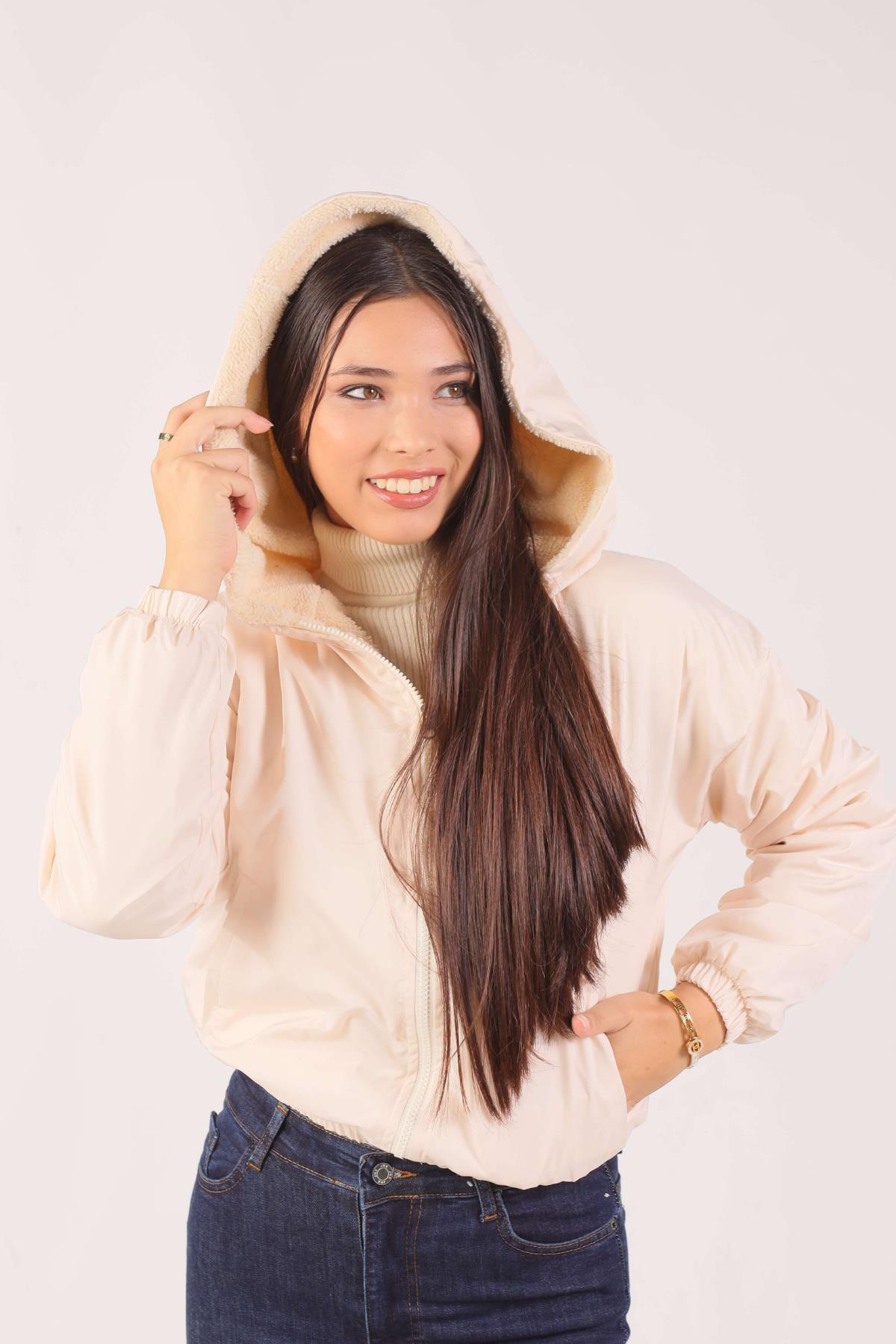 591 İçi Kürklü Kapüşonlu Kısa Ceket Bej - 2