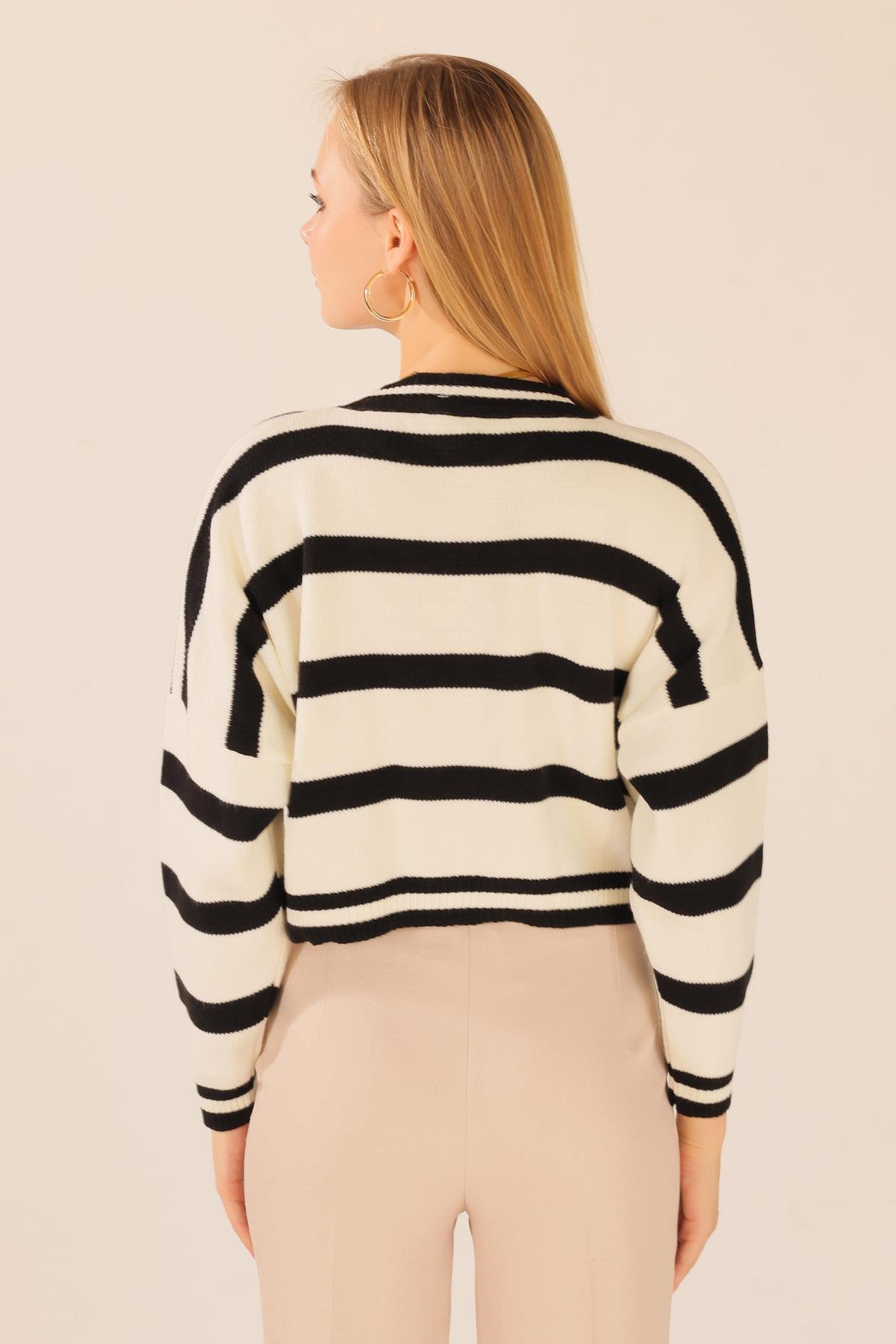 6016 Bisiklet Yaka Kazak Siyah - 4