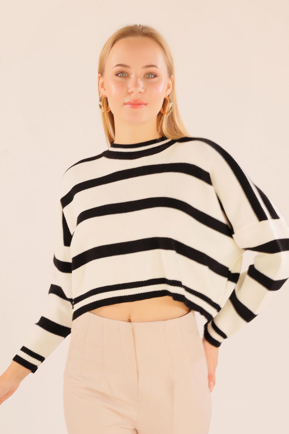 6016 Bisiklet Yaka Kazak Siyah - 2