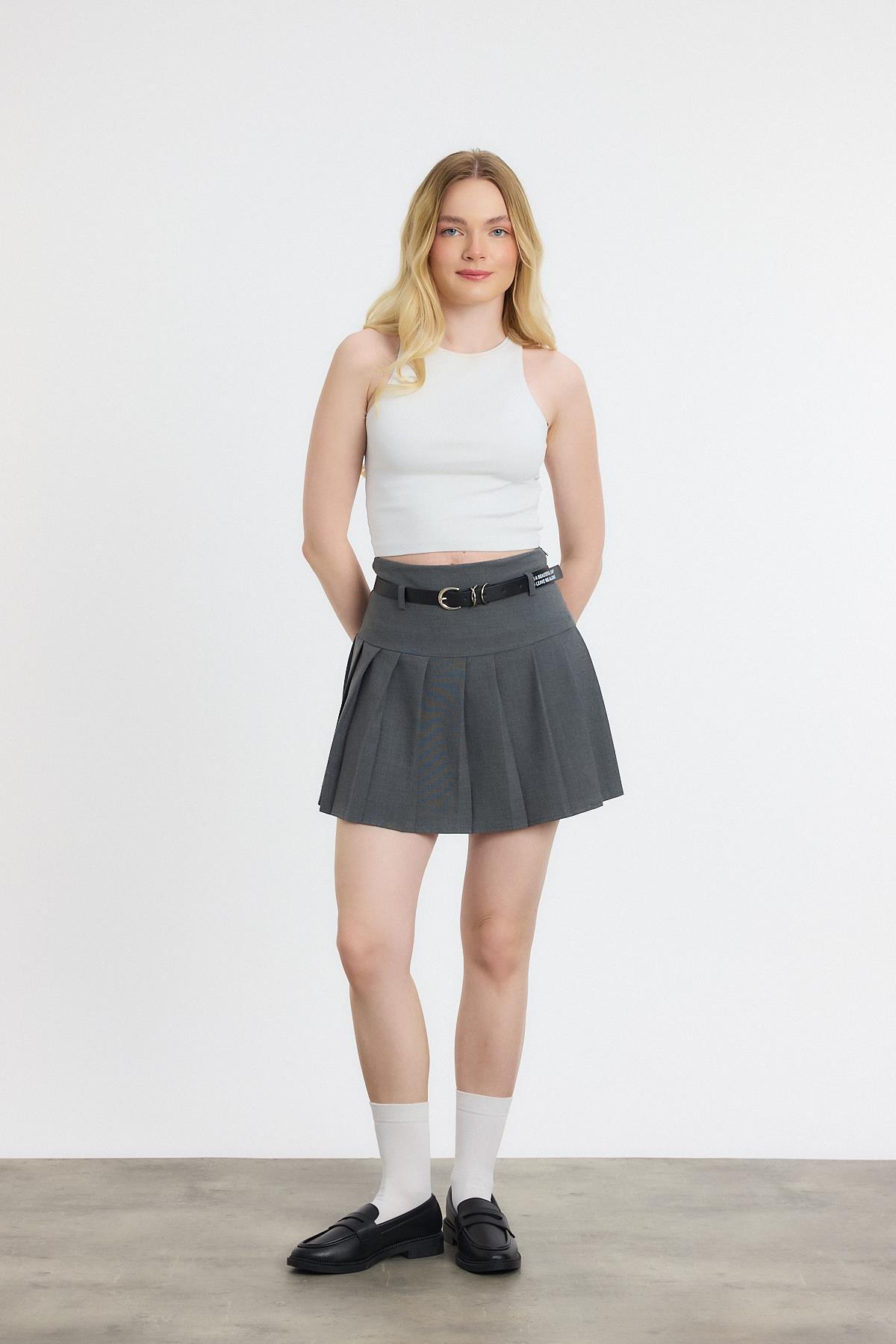 Gri Yazı Kemerli Şortlu Etek 6024 - 2