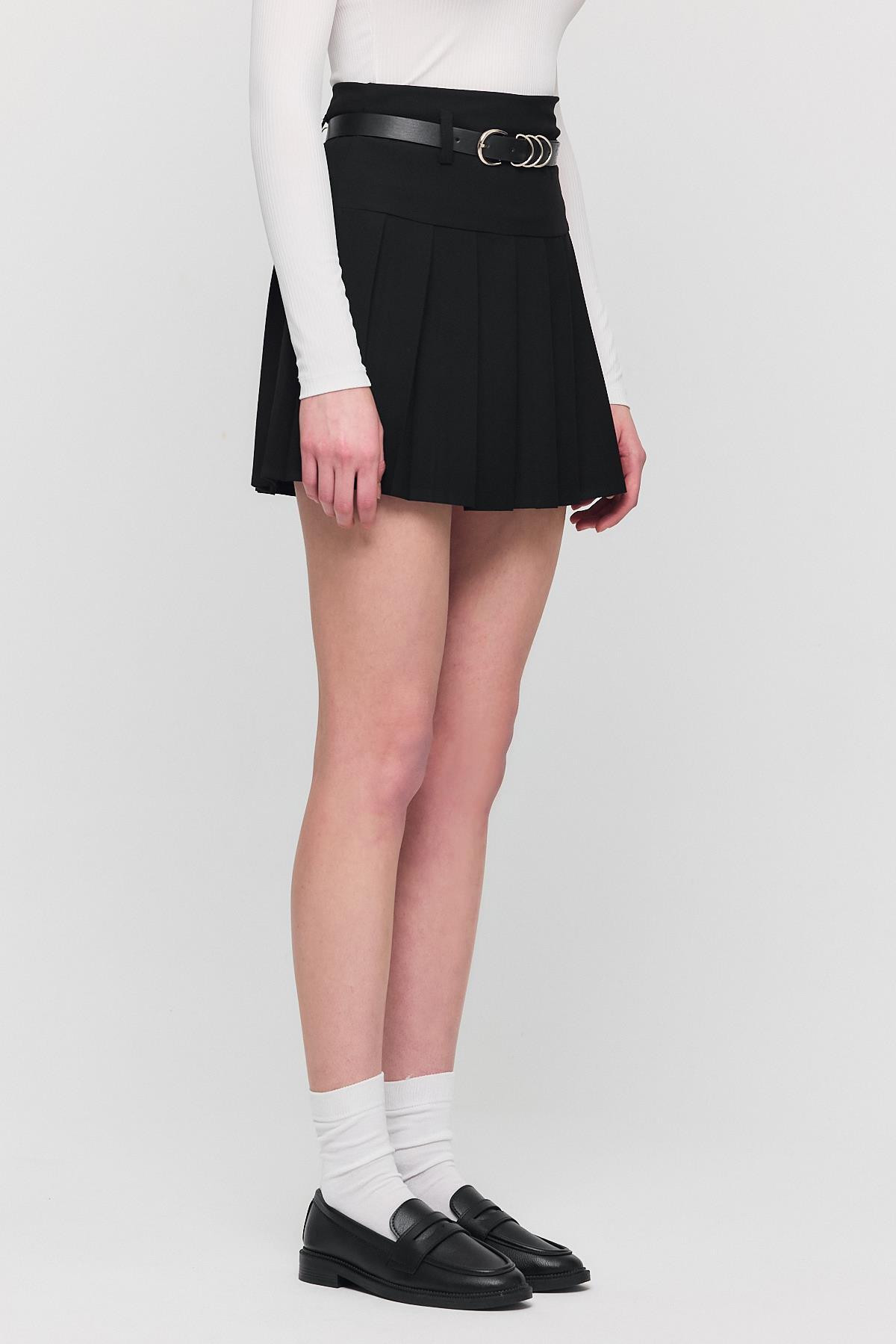 6024 Yazı Kemerli Şortlu Etek Siyah - 7