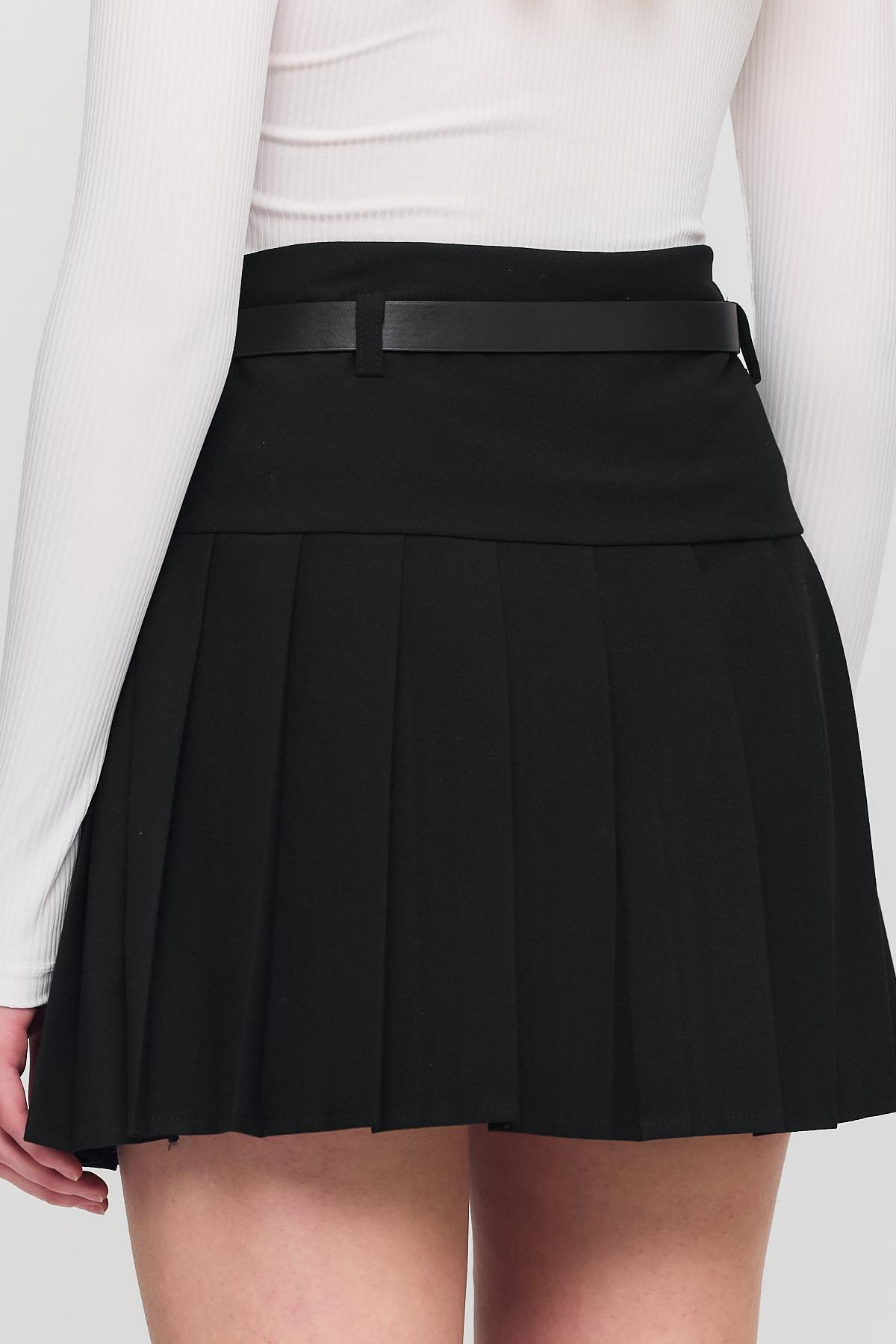 Siyah Yazı Kemerli Şortlu Etek 6024 - 8