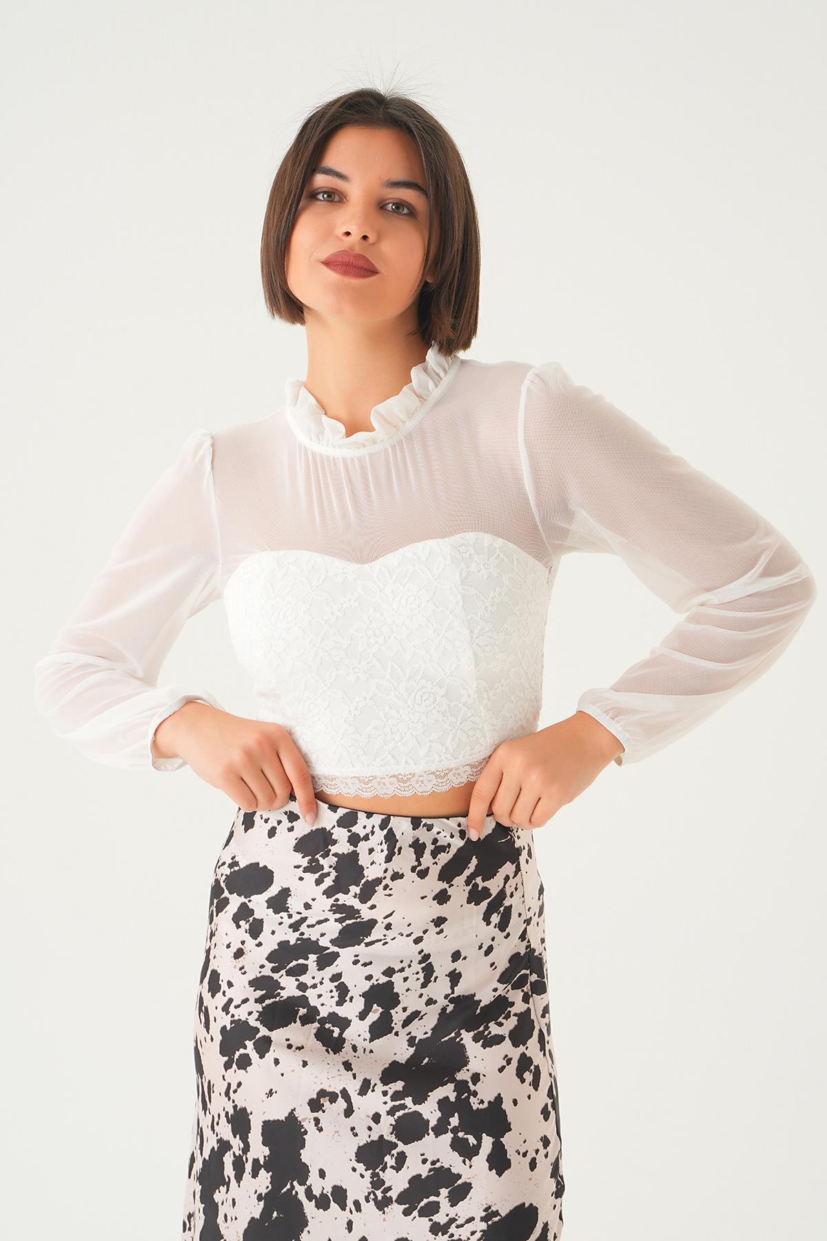 Beyaz Yaka Büzgü Detay Bluz 6116 - 1