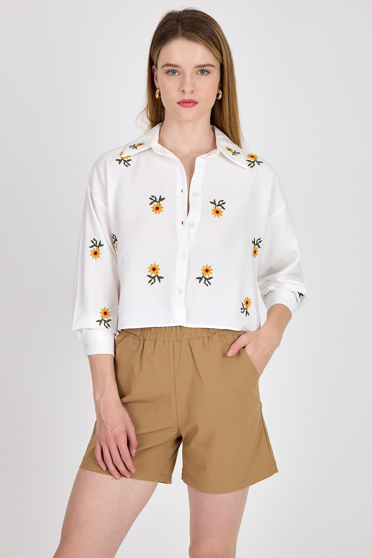 6232 Çiçek Nakışlı Gömlek Beyaz - 2