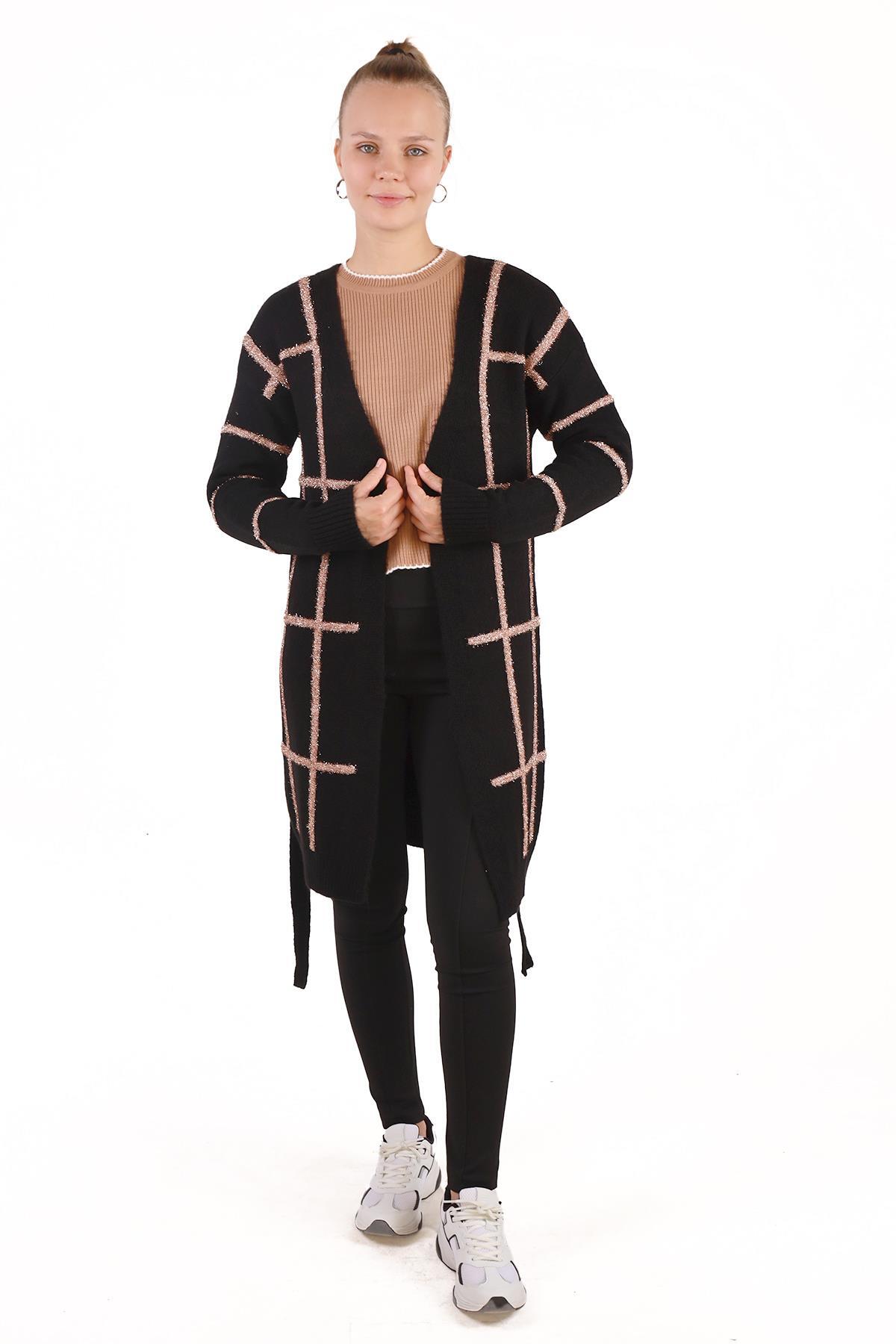 Siyah Sim Detay Yumoş Hırka 652 