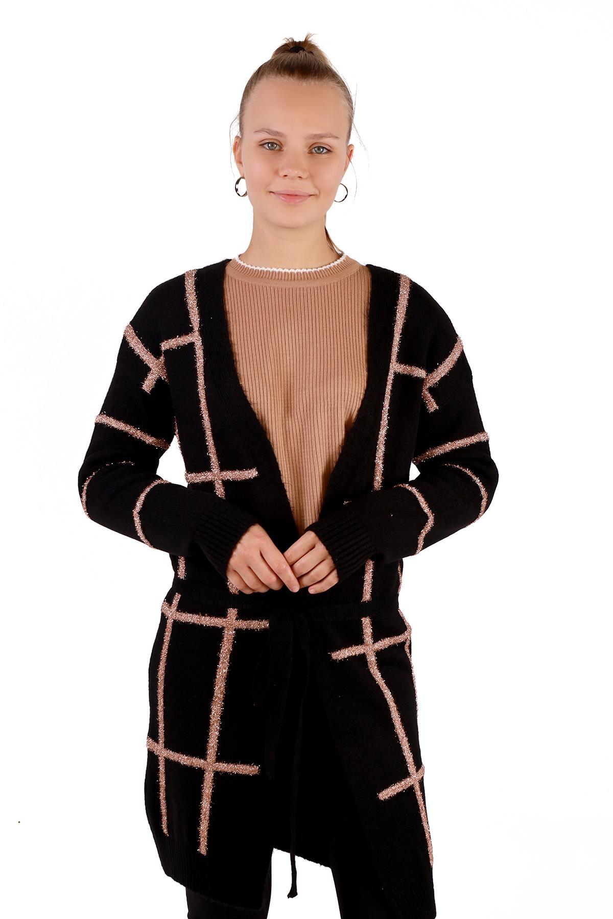 Siyah Sim Detay Yumoş Hırka 652 - 2