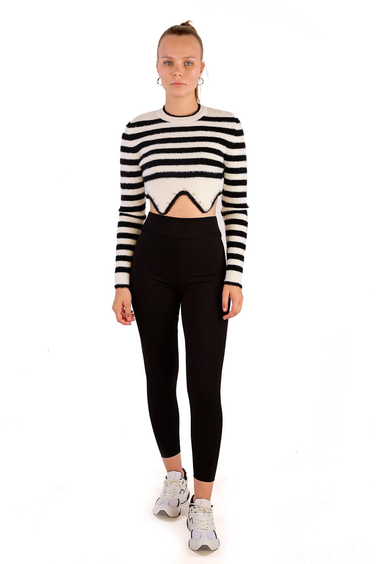 6611 Etek Boncuk Detay Yumoş Kazak Ekru 