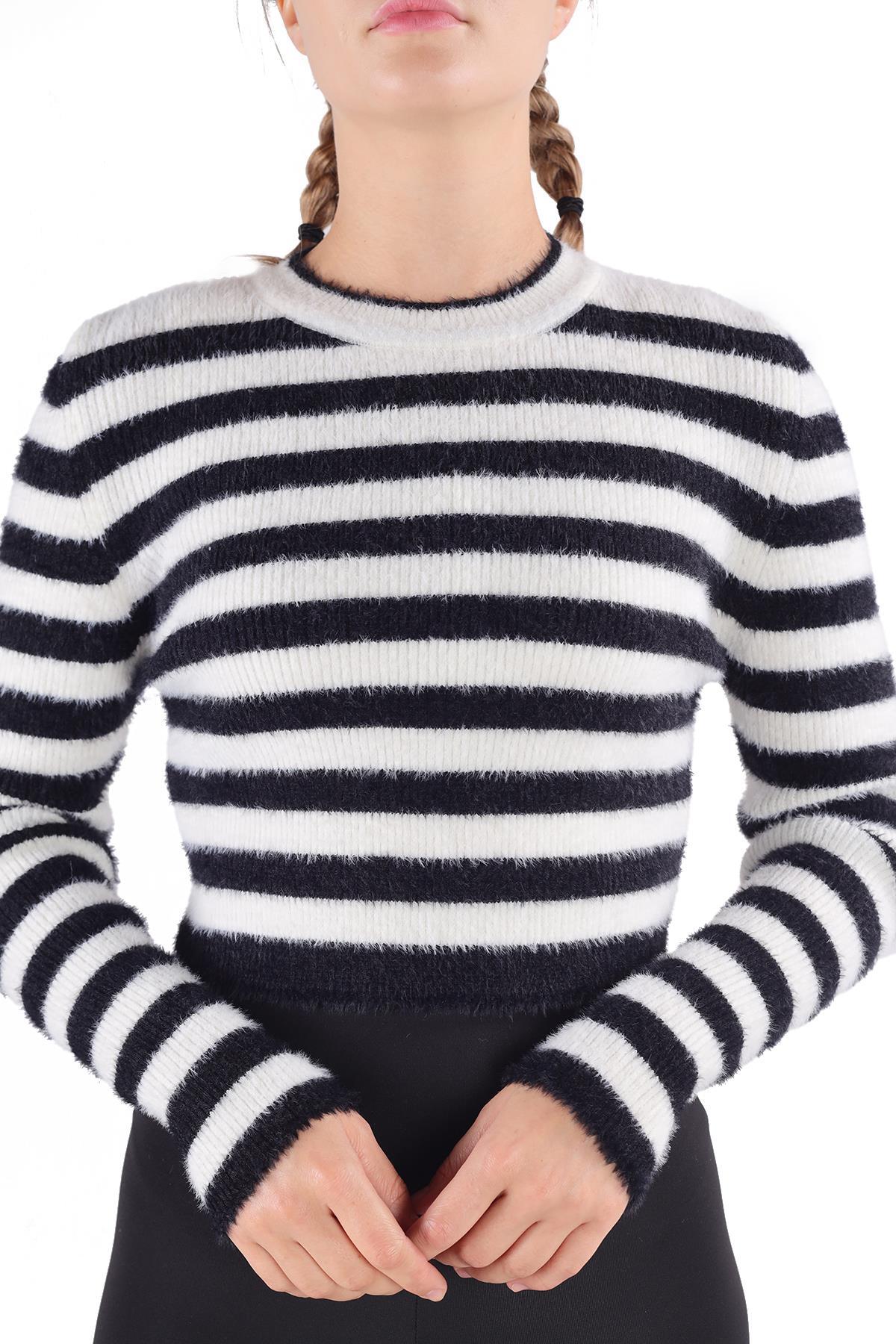 Ekru Çizgili Sakallı Yumoş Kazak 6618 - 3