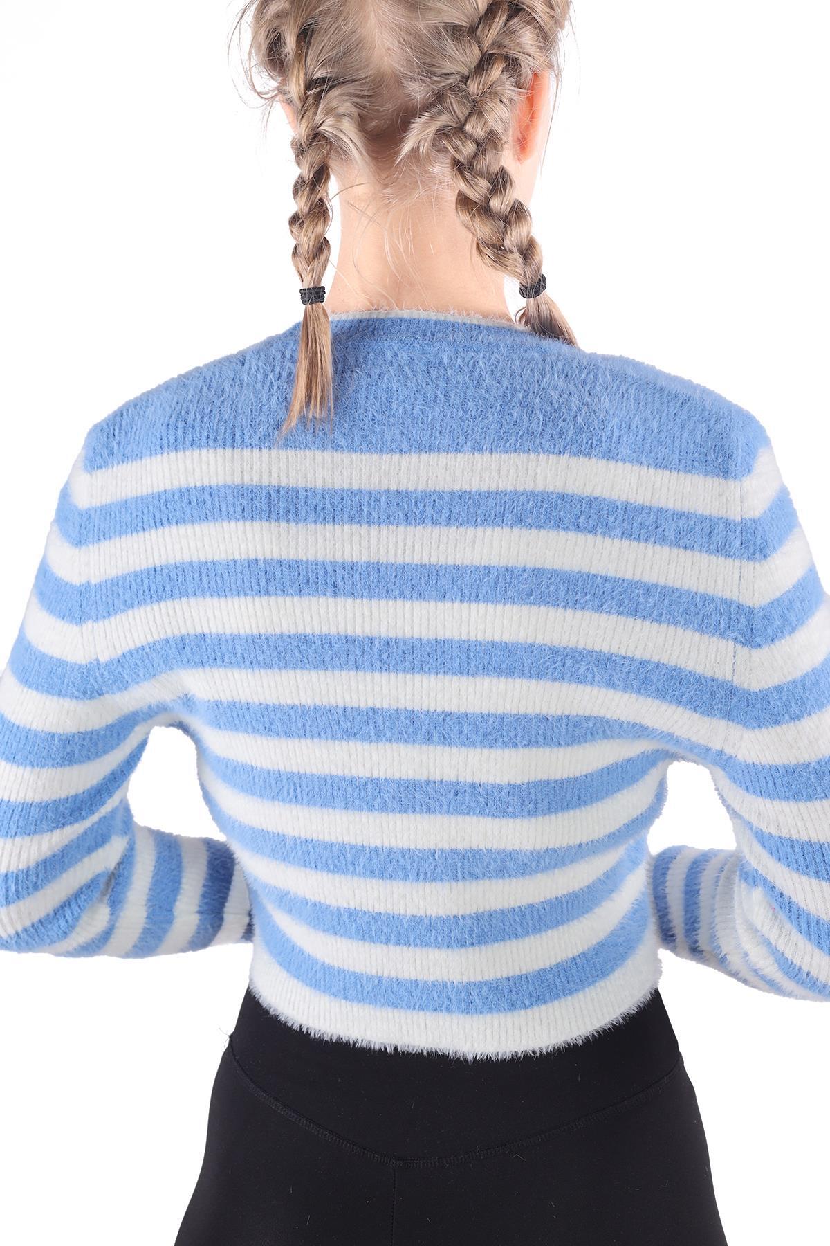 Mavi Çizgili Sakallı Yumoş Kazak 6618 - 5