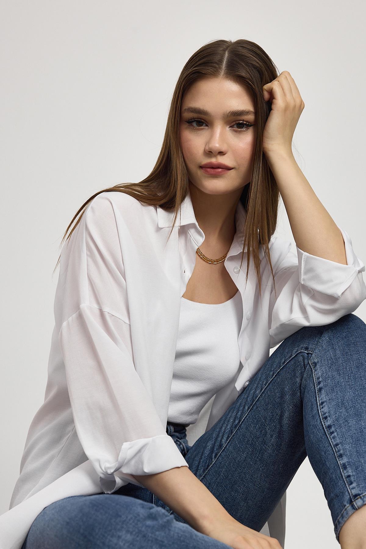Beyaz Relaxed Fit Rahat Kesim Basic Gömlek - 6621A - 1