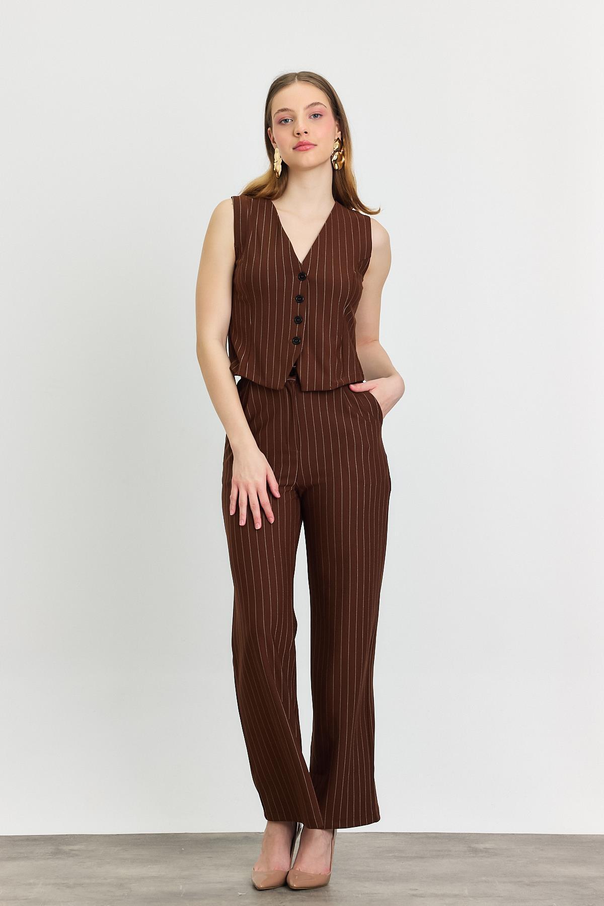 Kahve Önü Düğmeli Çizgili Yelek Takım 6622A - 6