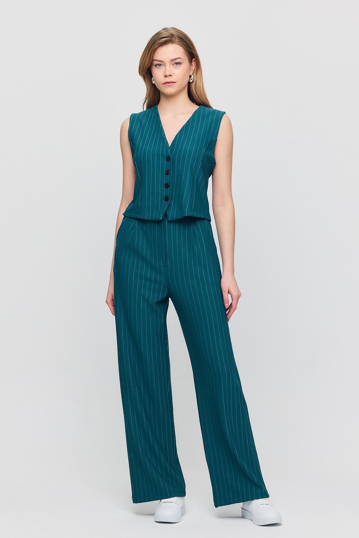 Zümrüt Önü Düğmeli Çizgili Yelek Takım 6622A - 3